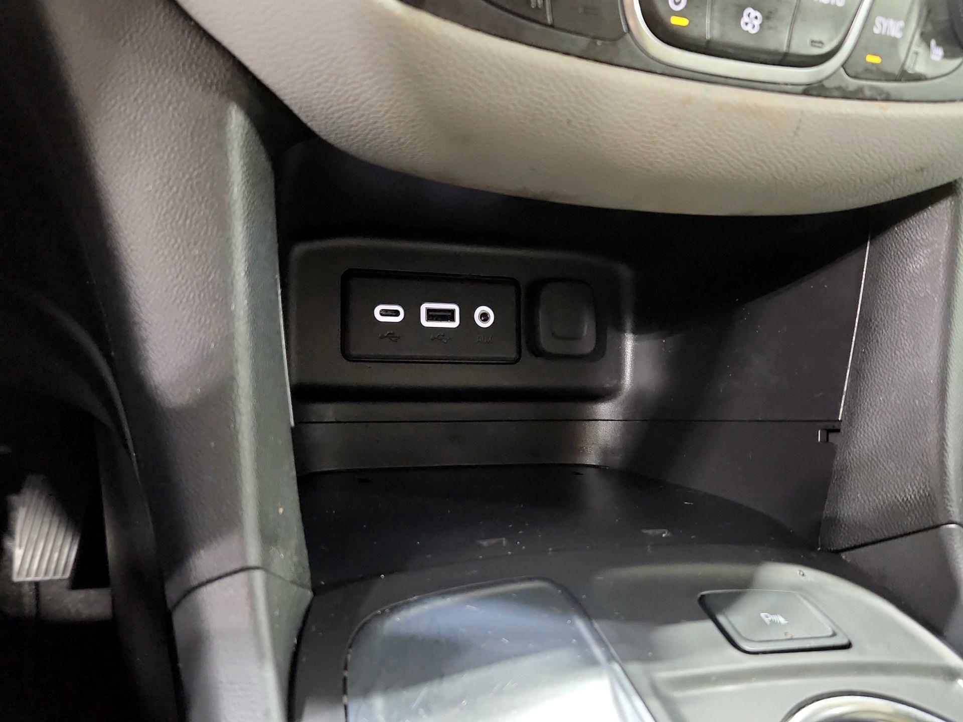 Thumbnail: 2023 Chevrolet Equinox - 18