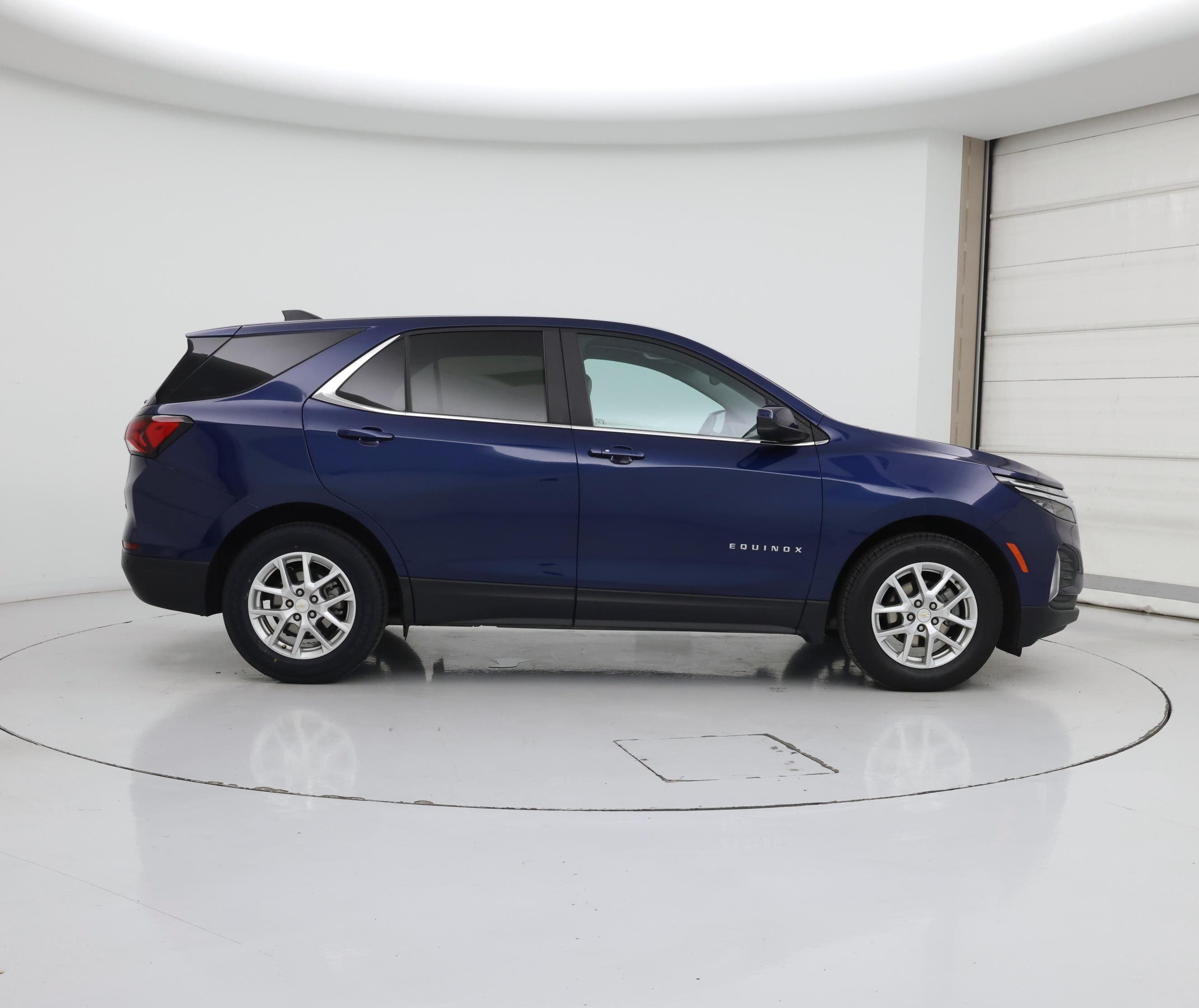 Thumbnail: 2023 Chevrolet Equinox - 7