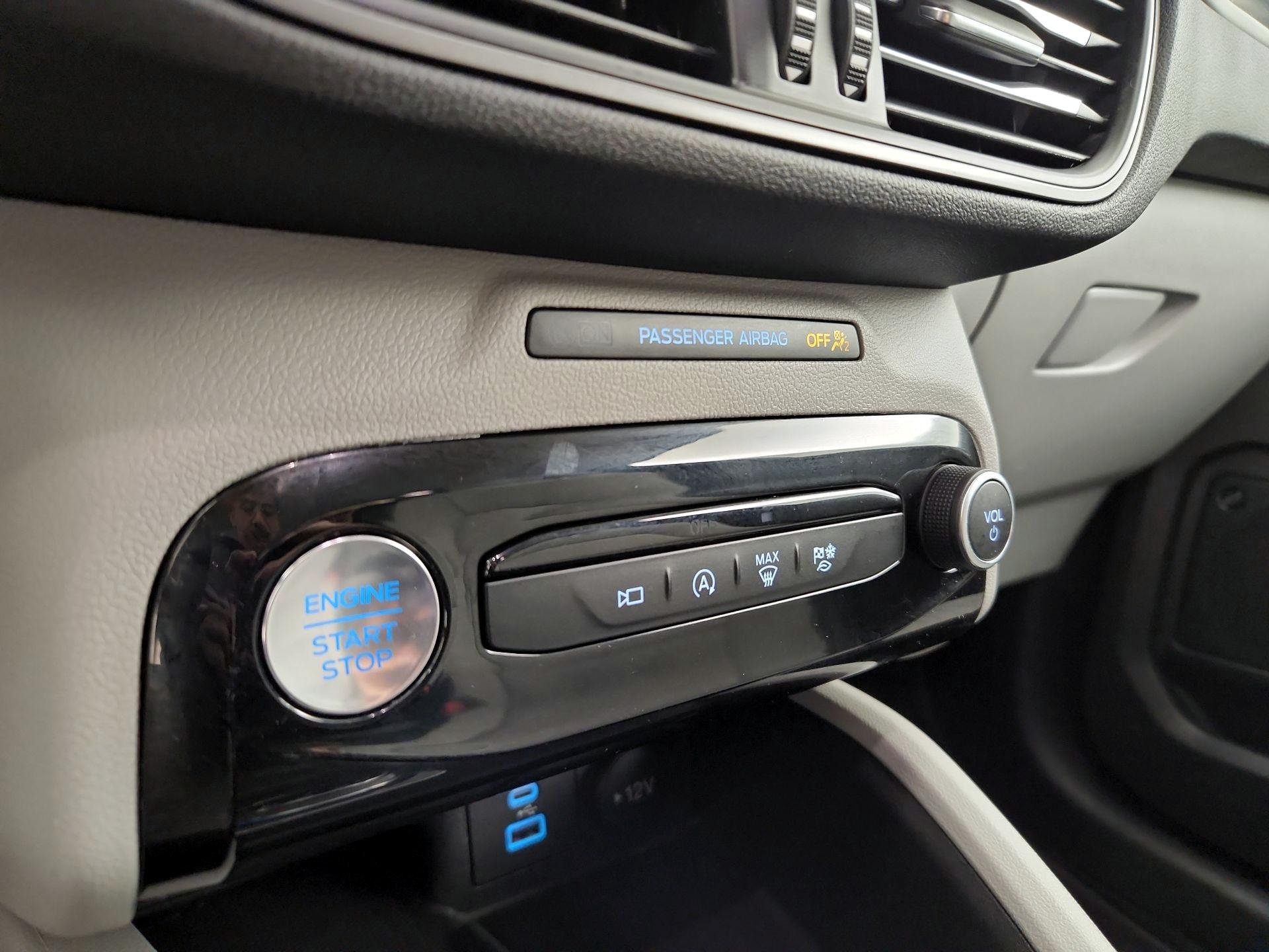 Thumbnail: 2023 Ford Escape - 17