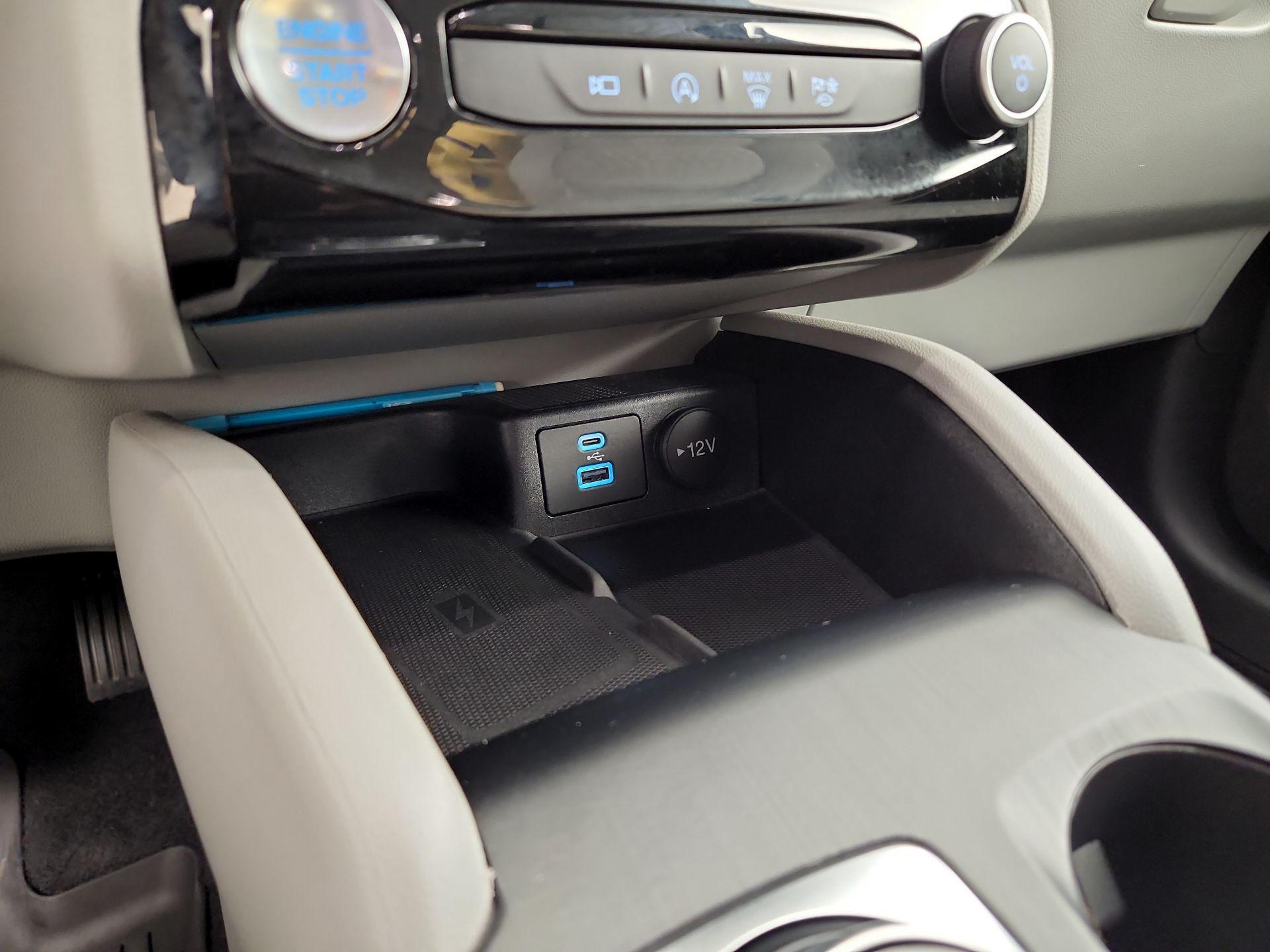 Thumbnail: 2023 Ford Escape - 19