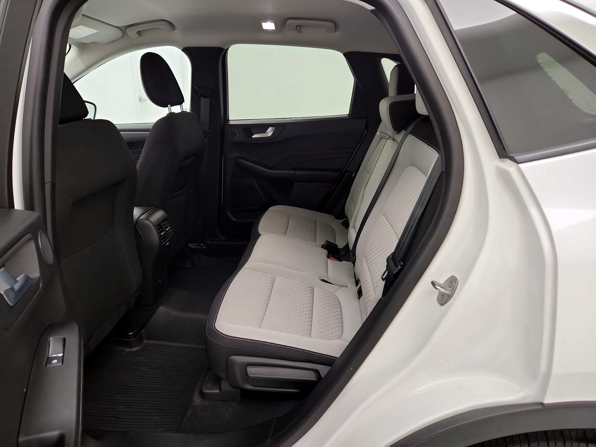 Thumbnail: 2023 Ford Escape - 20