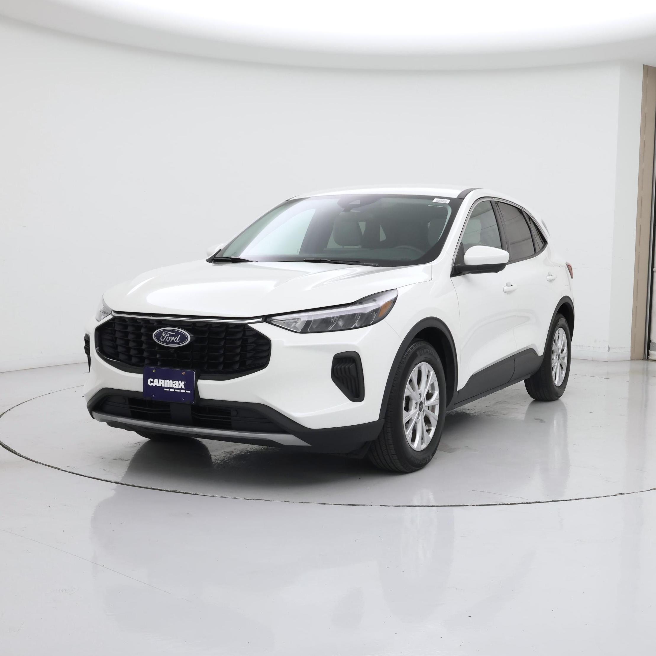 Thumbnail: 2023 Ford Escape - 4