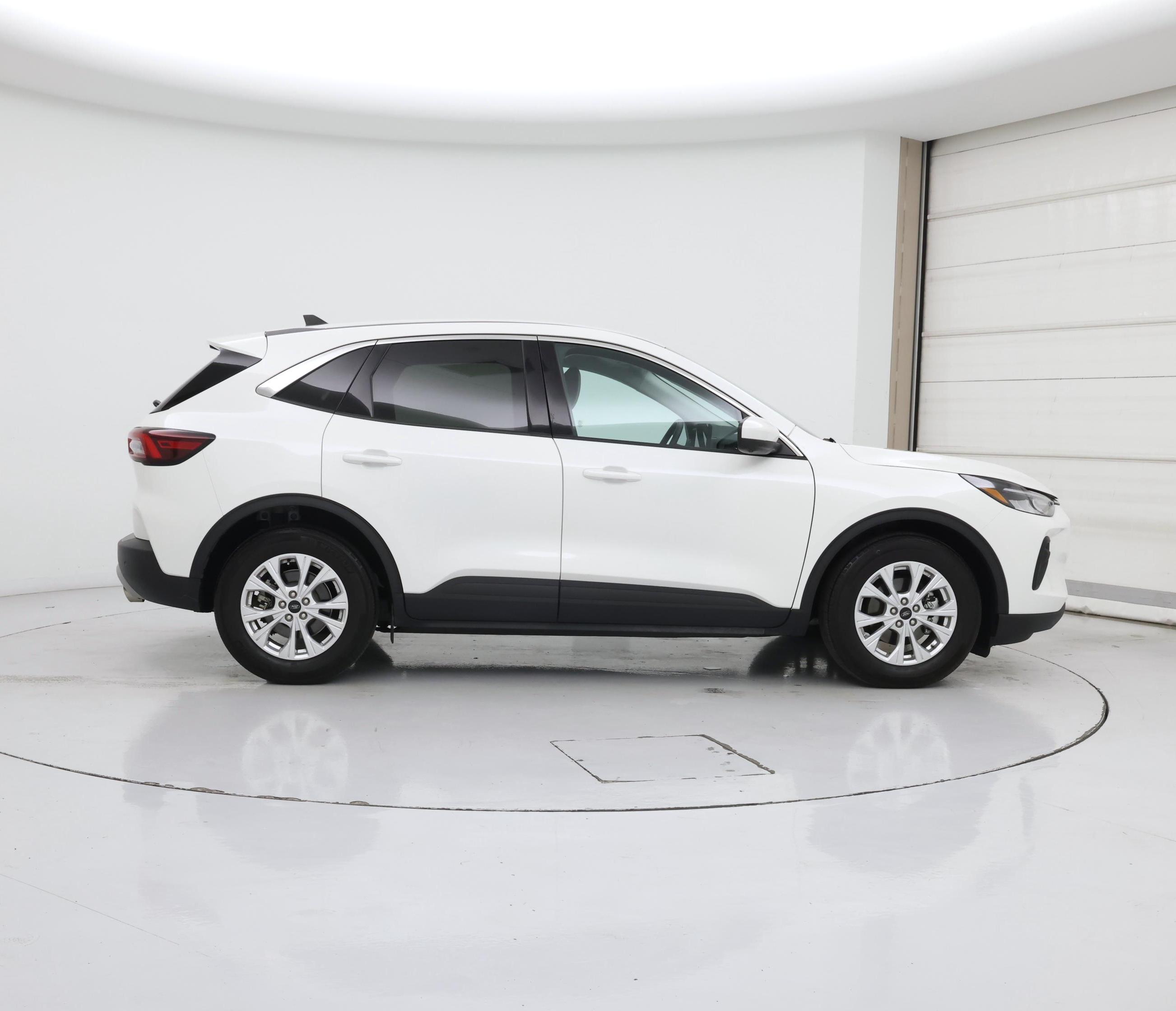 Thumbnail: 2023 Ford Escape - 7