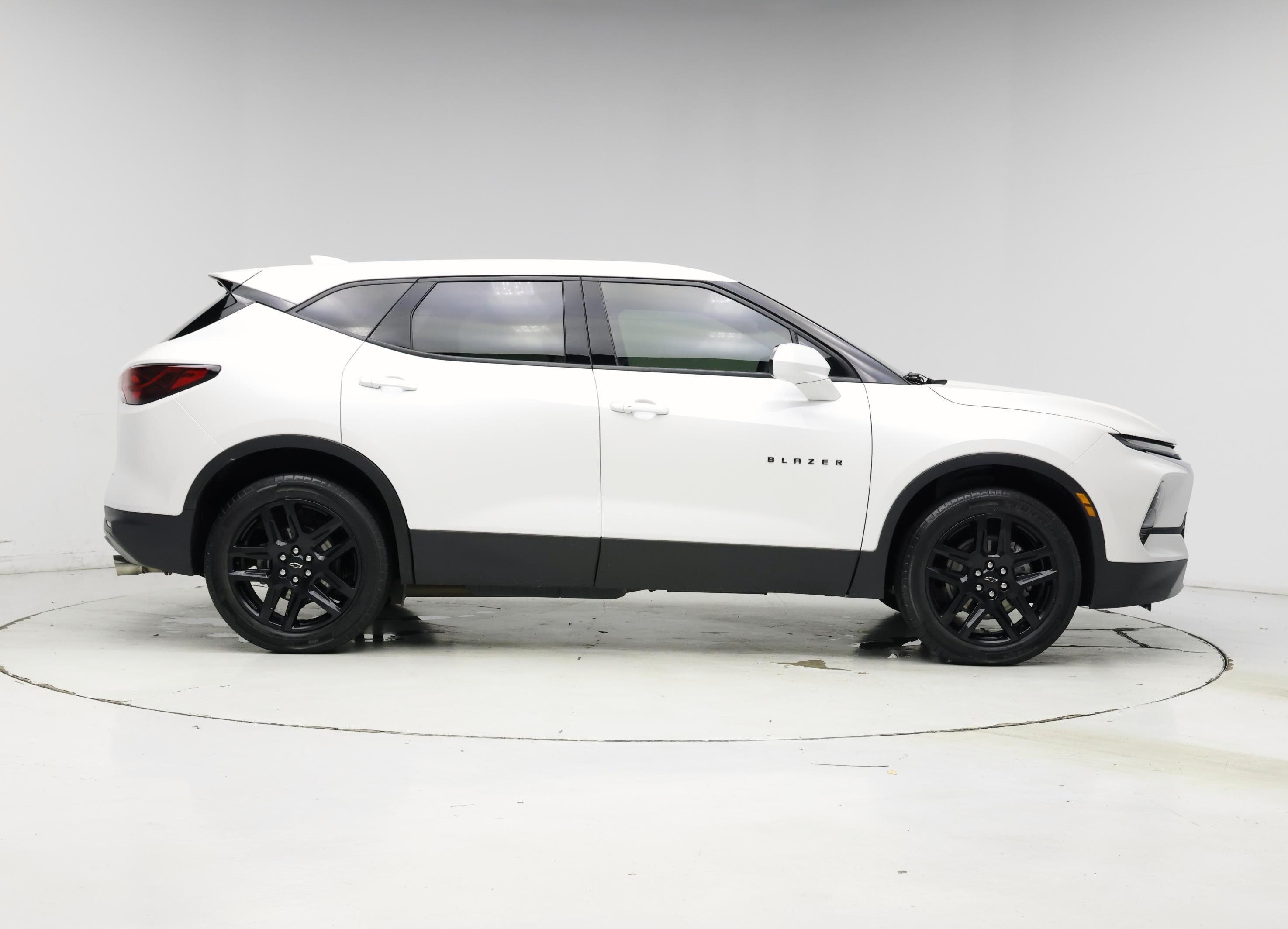 Thumbnail: 2023 Chevrolet Blazer - 7