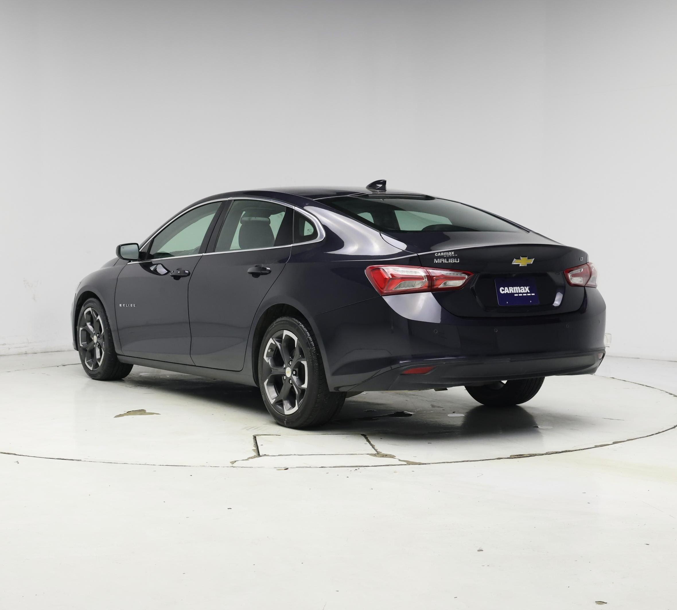 Thumbnail: 2022 Chevrolet Malibu - 2