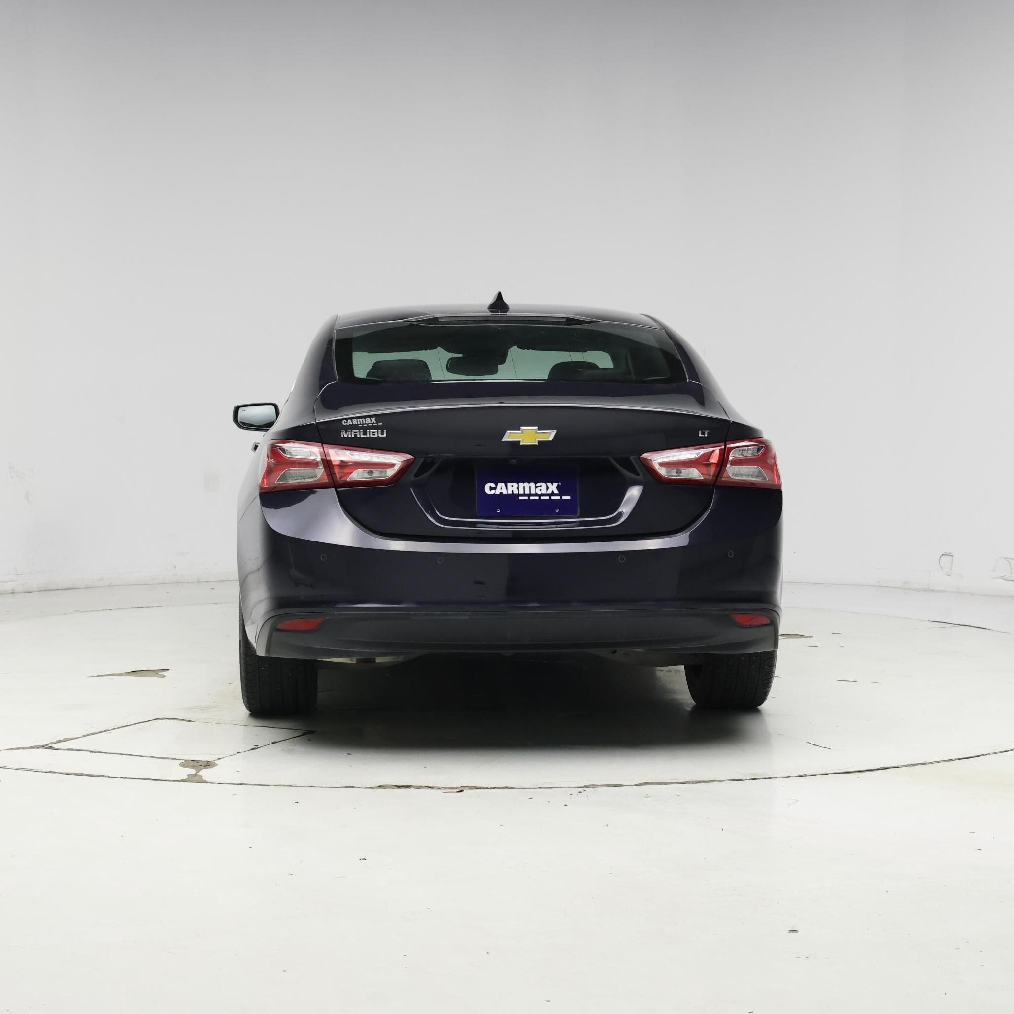 Thumbnail: 2022 Chevrolet Malibu - 6