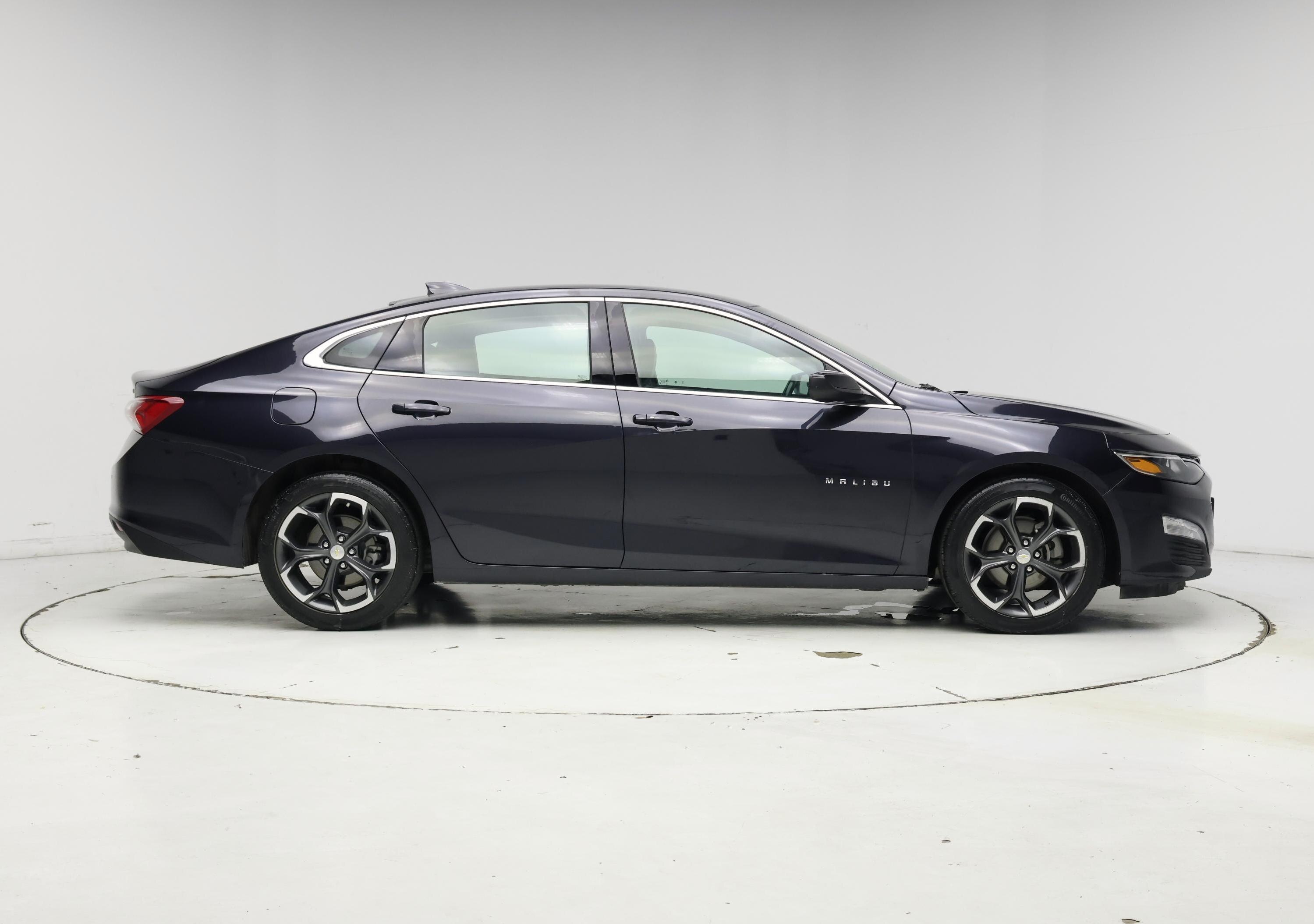 Thumbnail: 2022 Chevrolet Malibu - 7