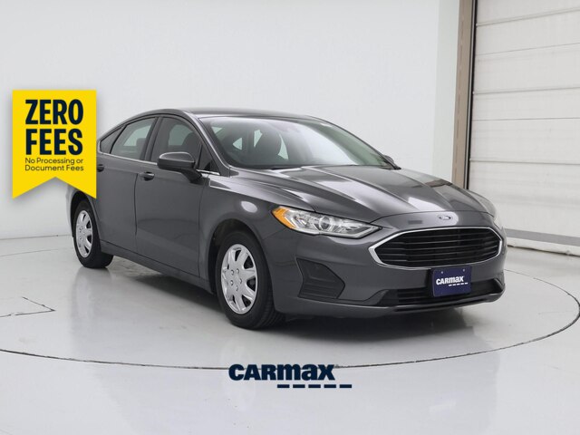 Gray 2020 Ford Fusion Sedan Front-Wheel Drive Automatic