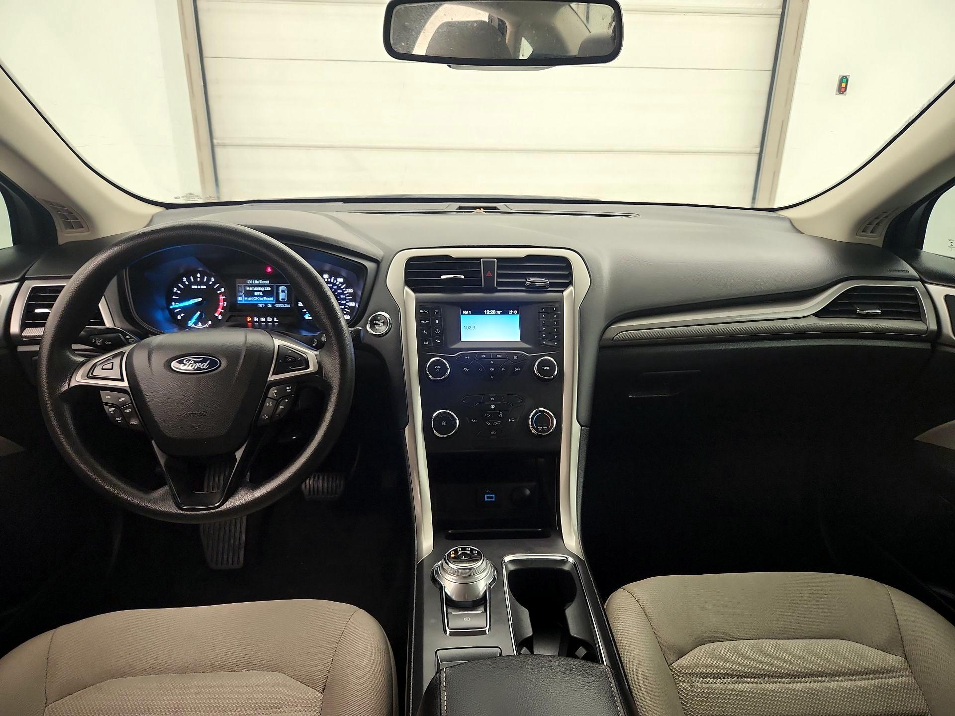Thumbnail: 2020 Ford Fusion - 9