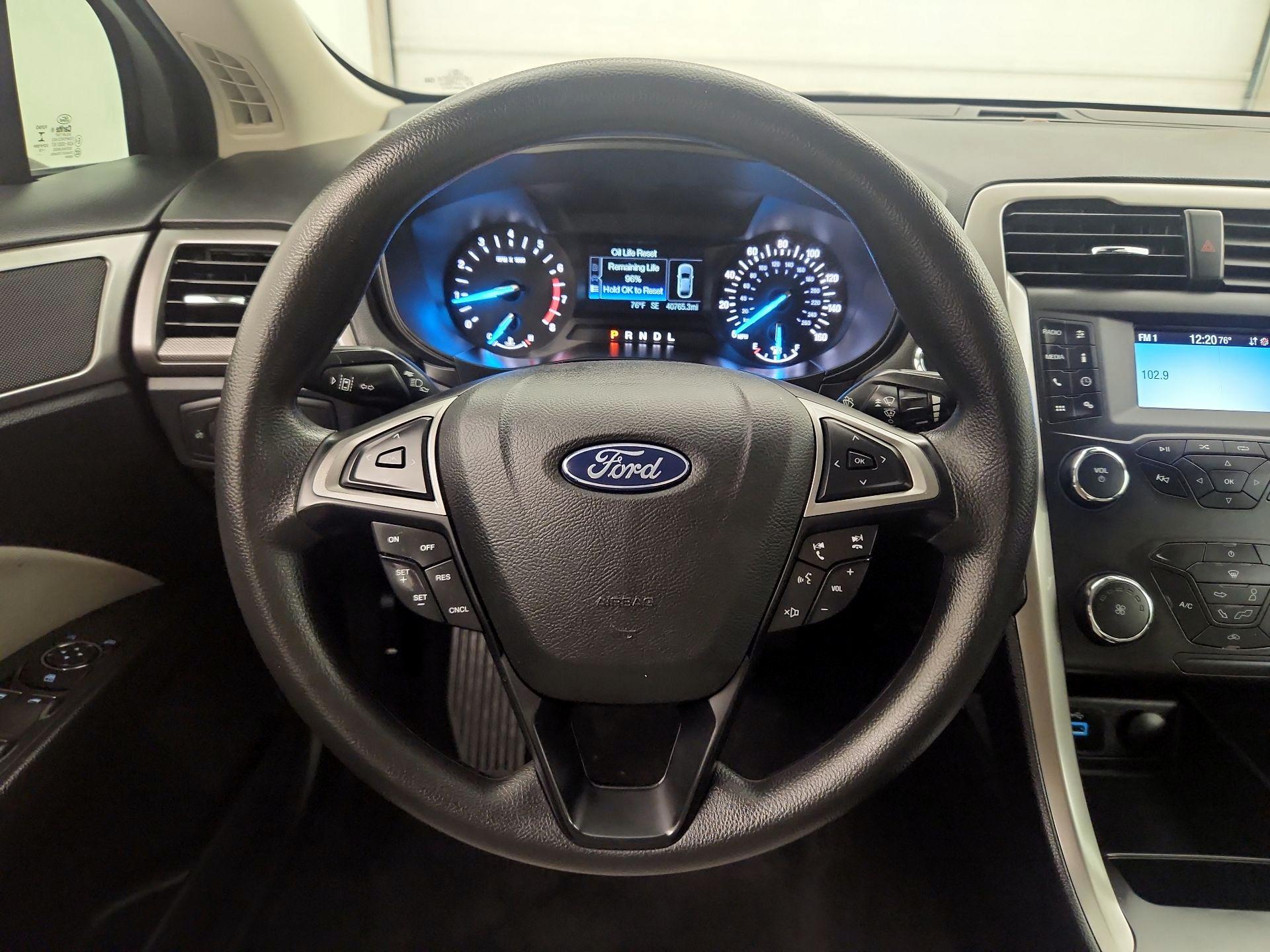 Thumbnail: 2020 Ford Fusion - 10
