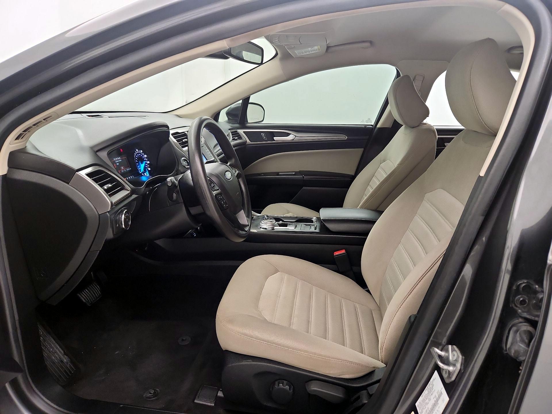Thumbnail: 2020 Ford Fusion - 11