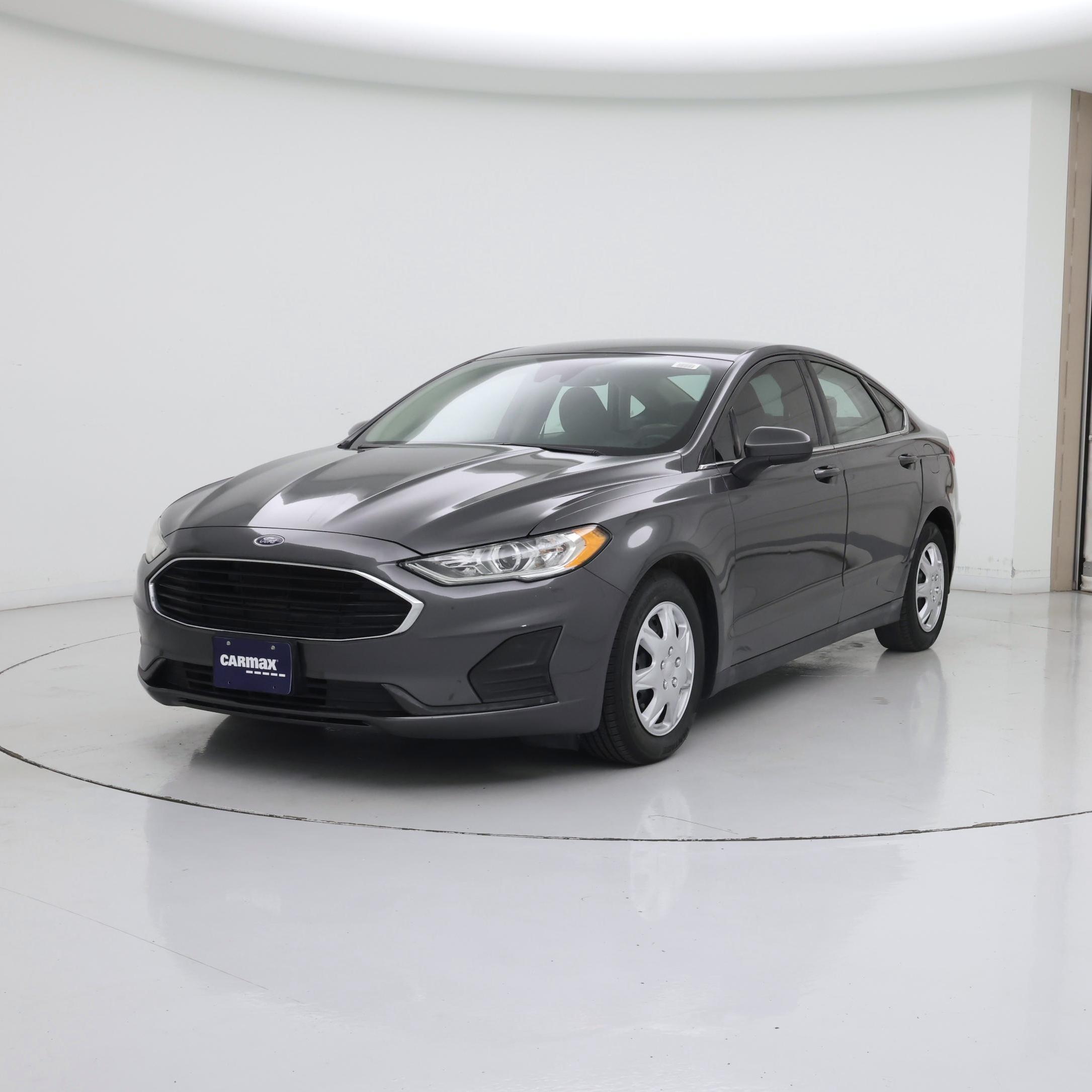 Thumbnail: 2020 Ford Fusion - 4
