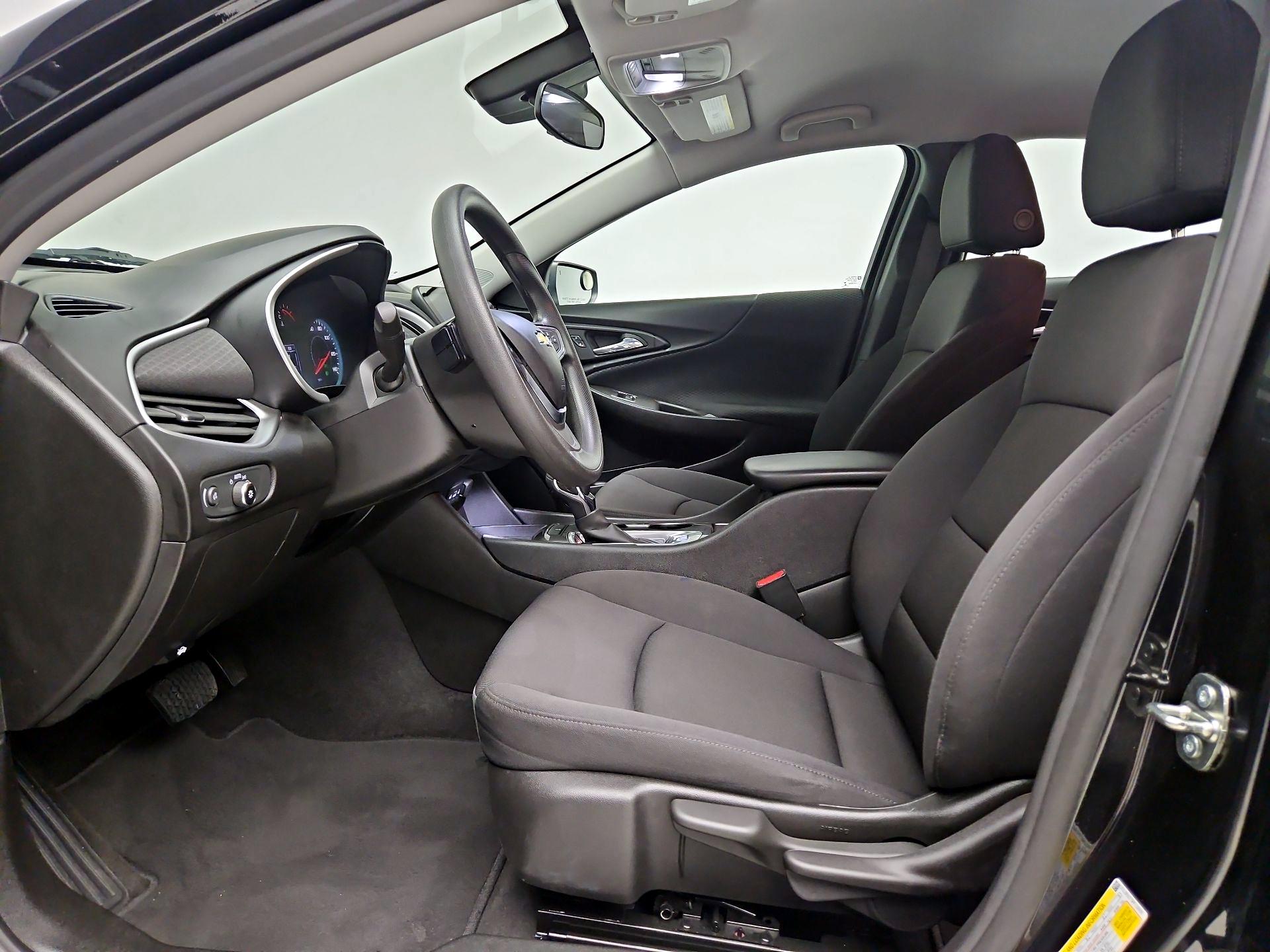 Thumbnail: 2023 Chevrolet Malibu - 11