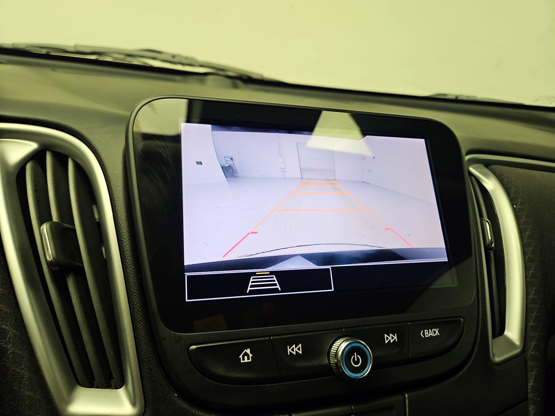 Thumbnail: 2023 Chevrolet Malibu - 14