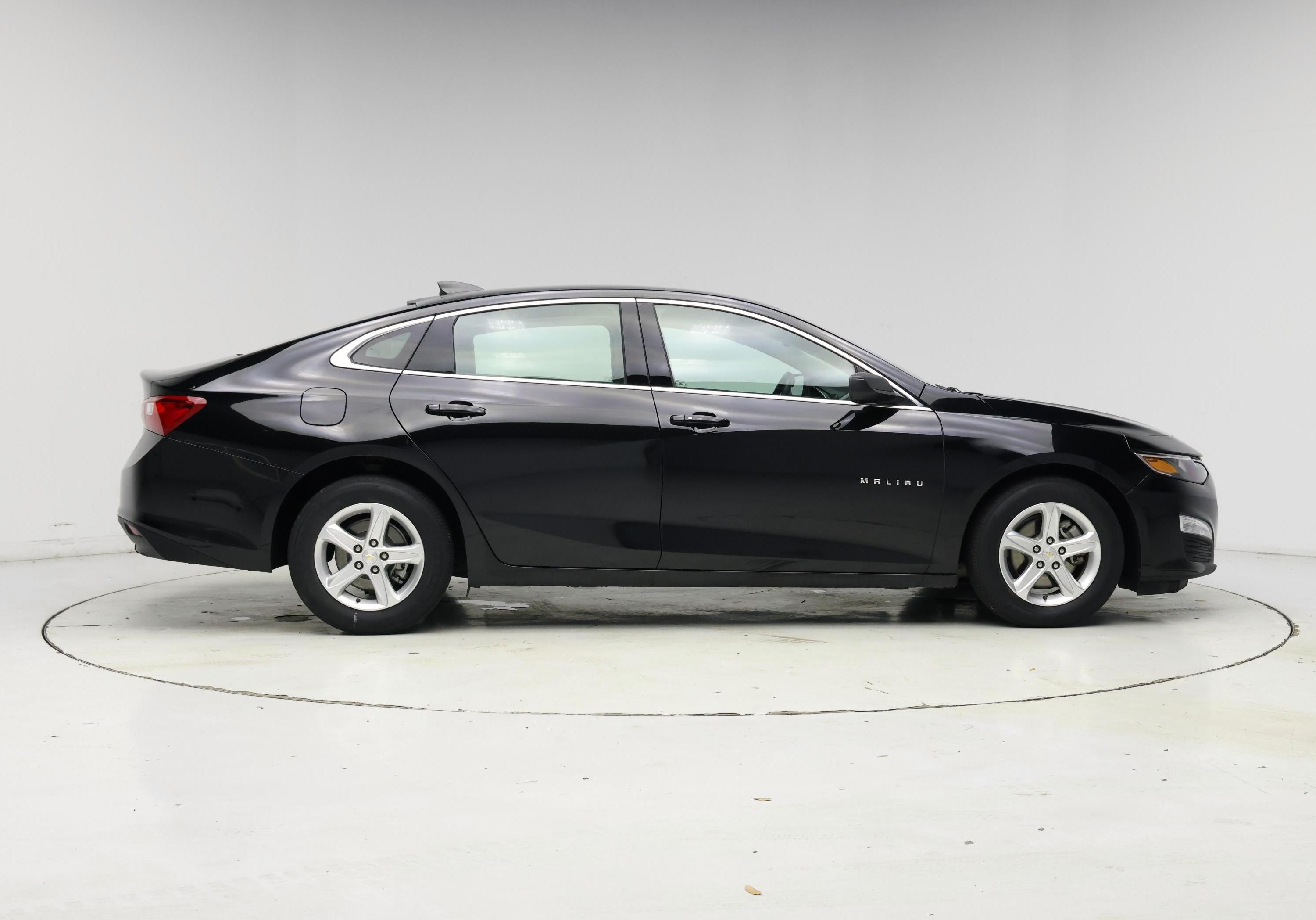 Thumbnail: 2023 Chevrolet Malibu - 7