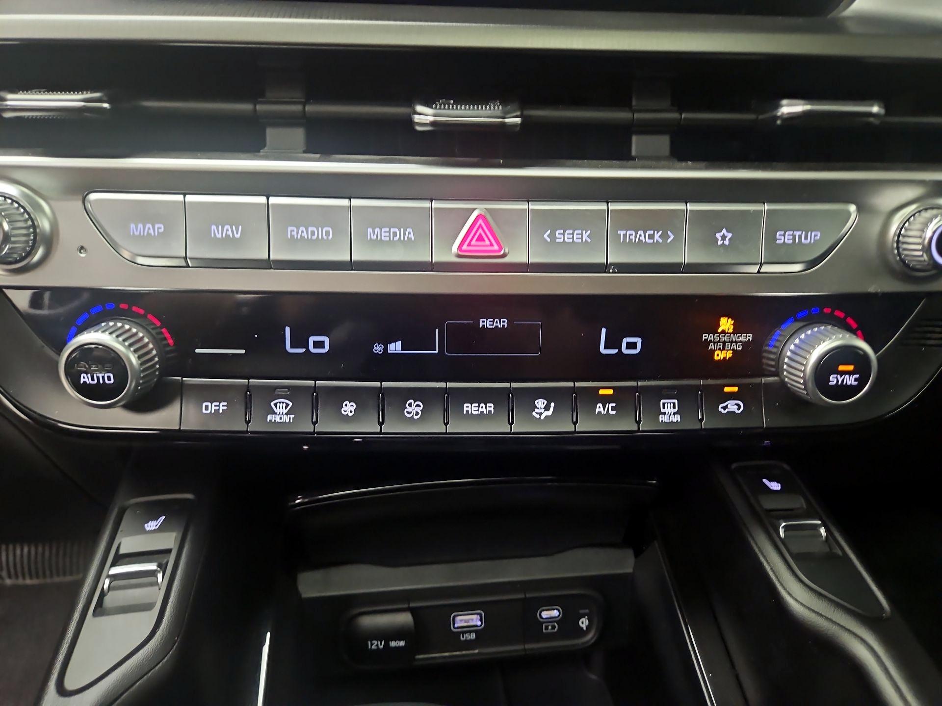 Thumbnail: 2025 Kia Telluride - 17