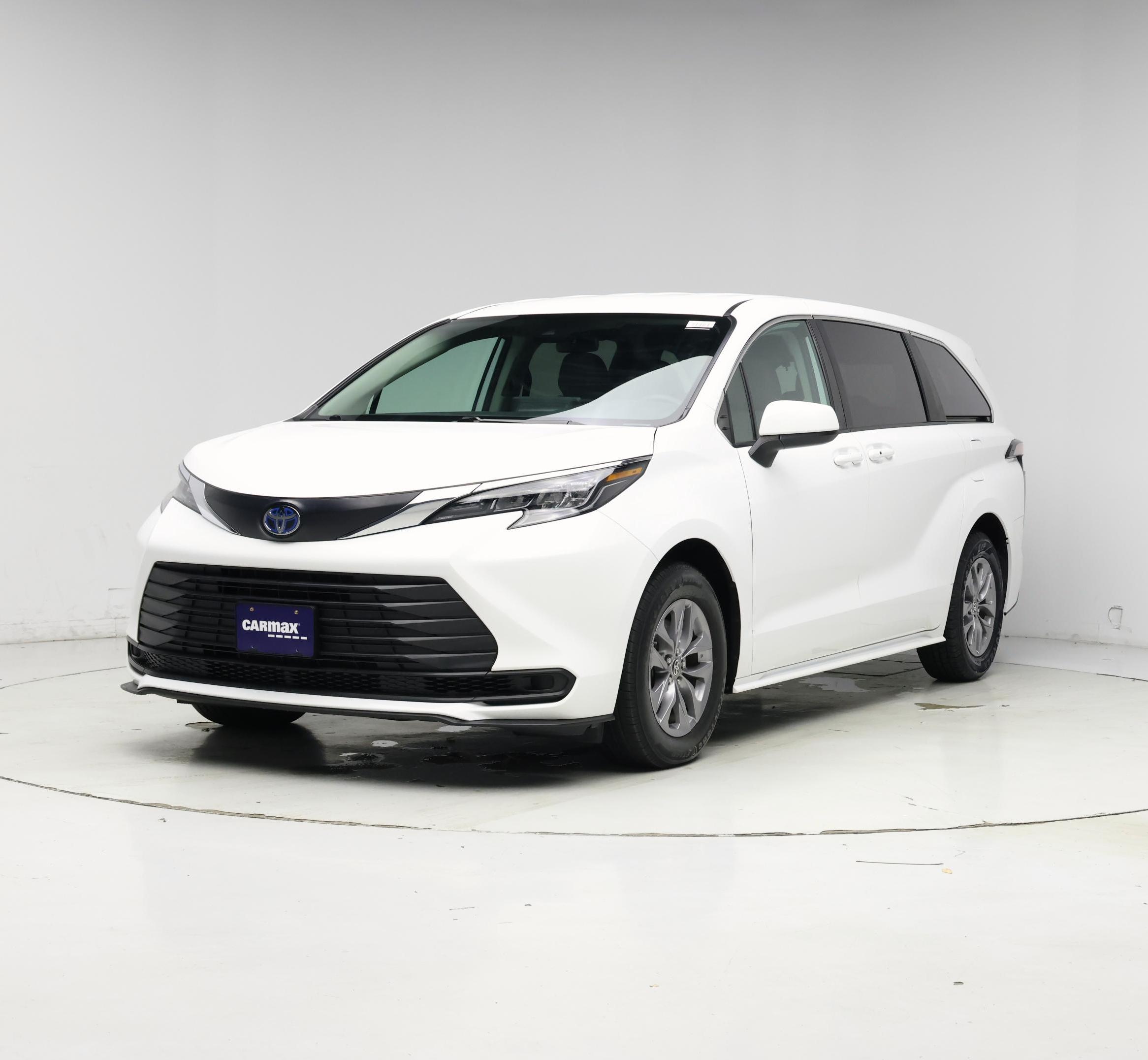 Thumbnail: 2024 Toyota Sienna - 4
