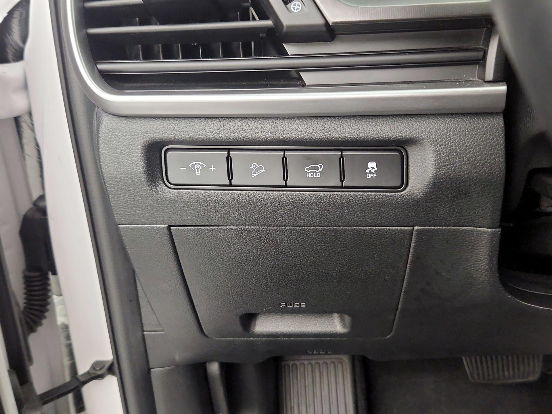 Thumbnail: 2025 Kia Telluride - 13