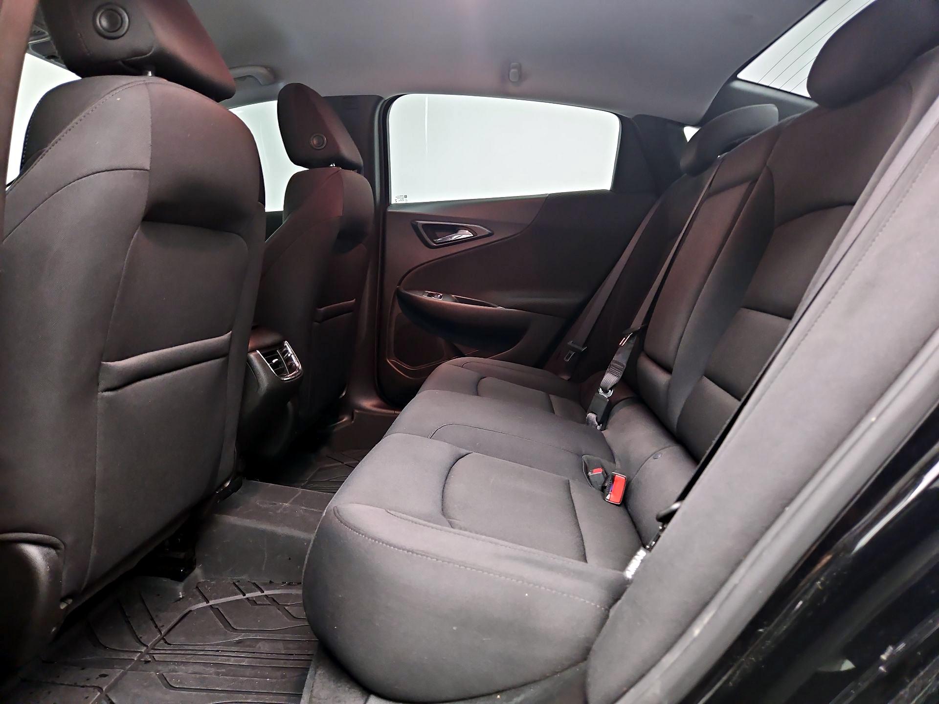 Thumbnail: 2022 Chevrolet Malibu - 19