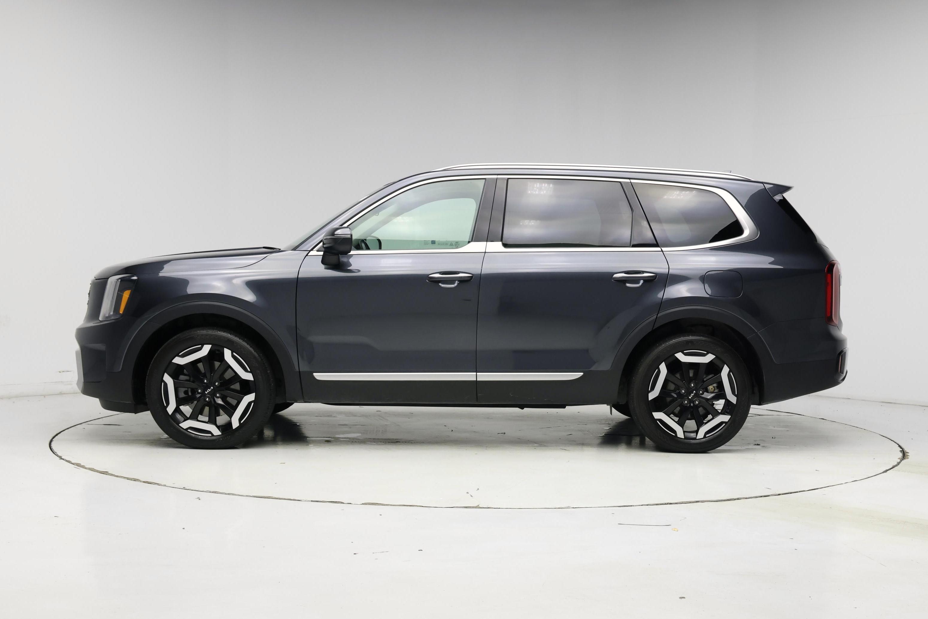 Thumbnail: 2024 Kia Telluride - 3