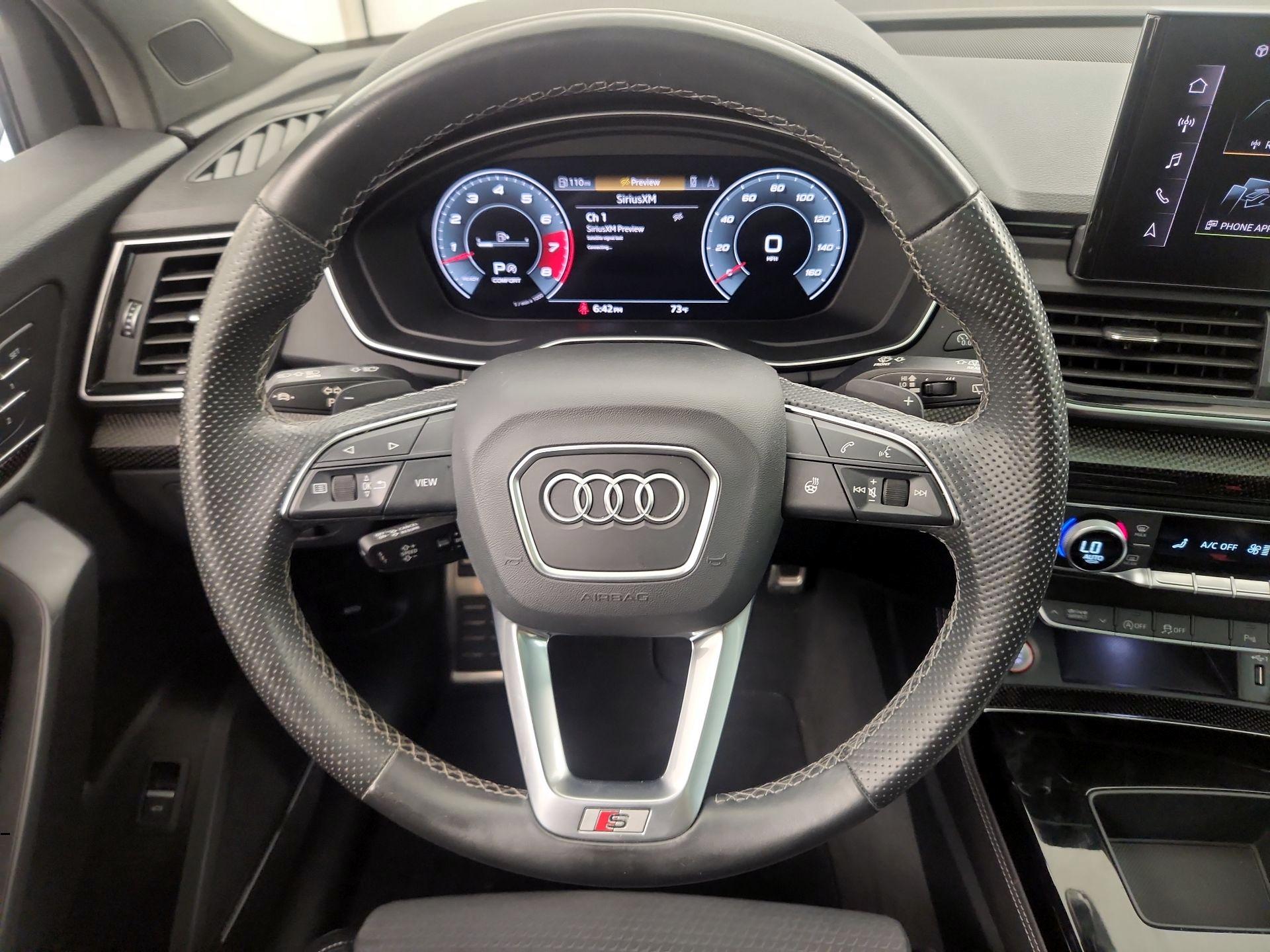 Thumbnail: 2022 Audi SQ5 - 10