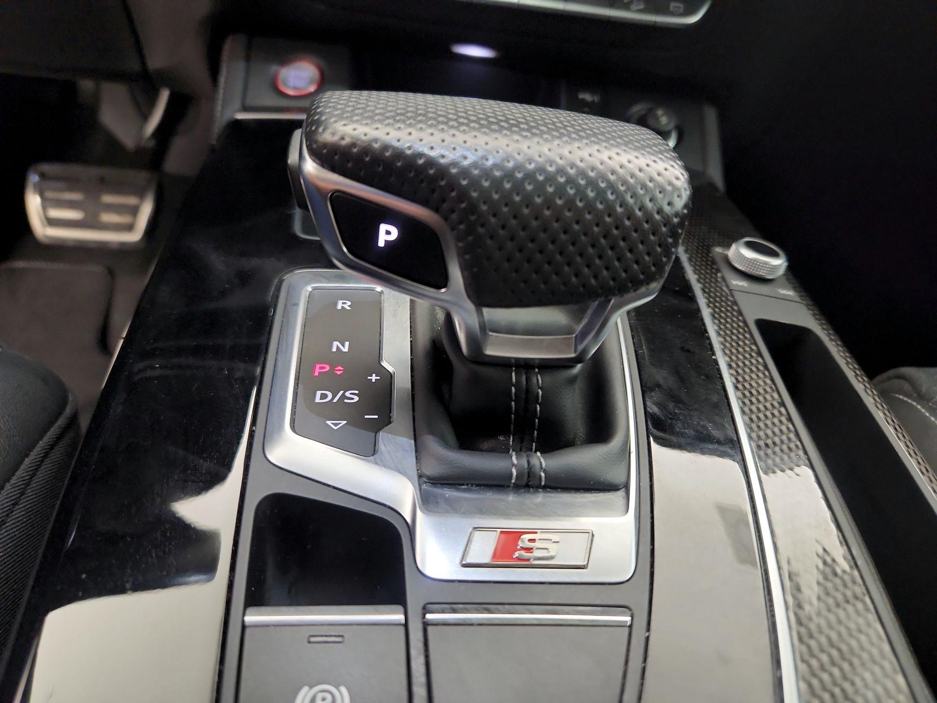Thumbnail: 2022 Audi SQ5 - 18
