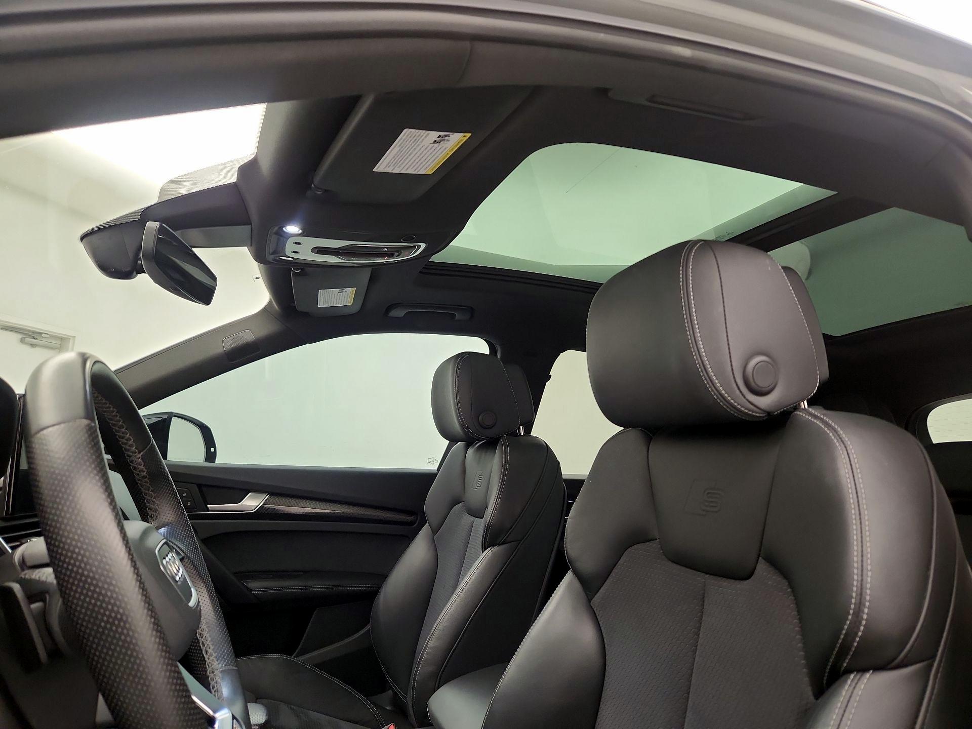 Thumbnail: 2022 Audi SQ5 - 20