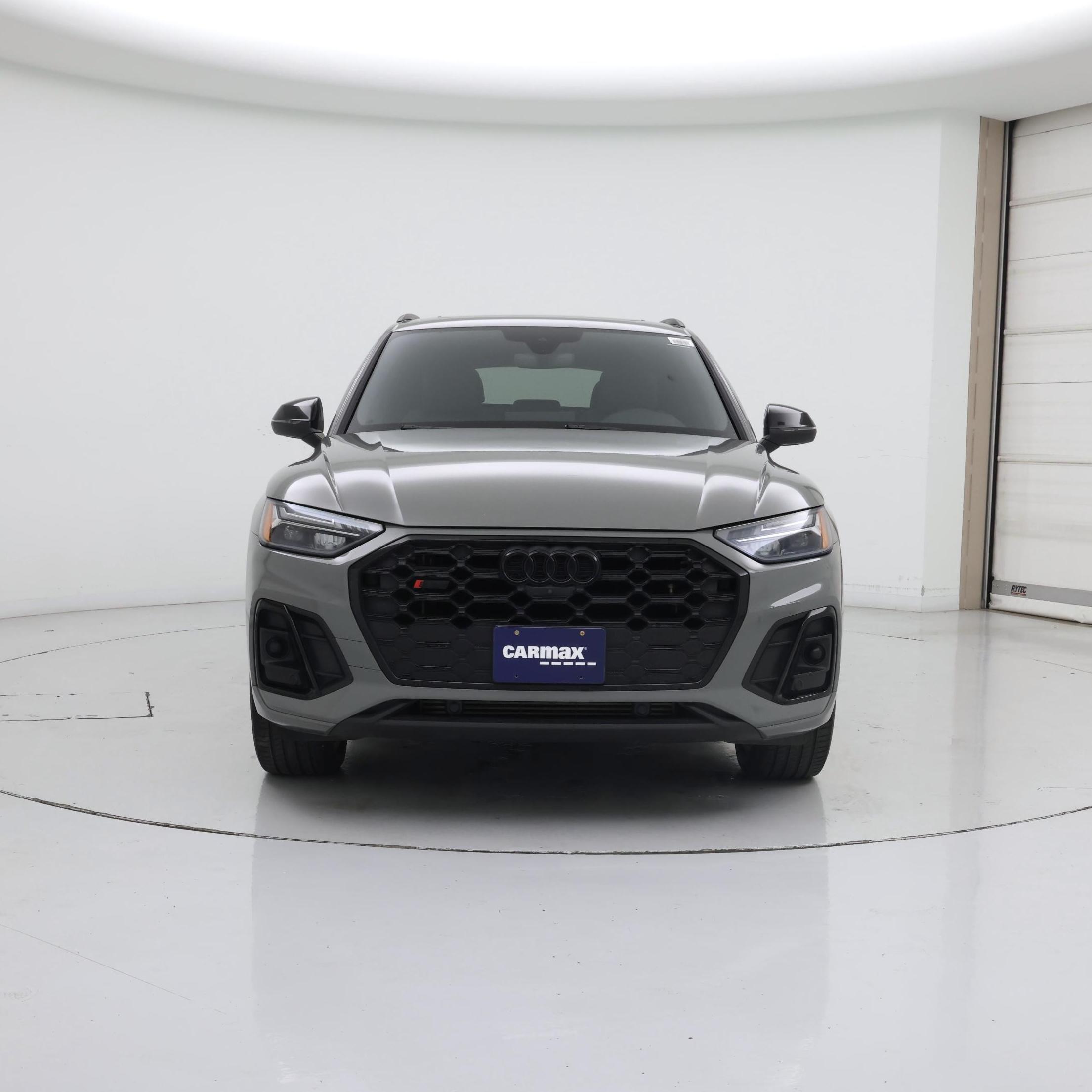 Thumbnail: 2022 Audi SQ5 - 5