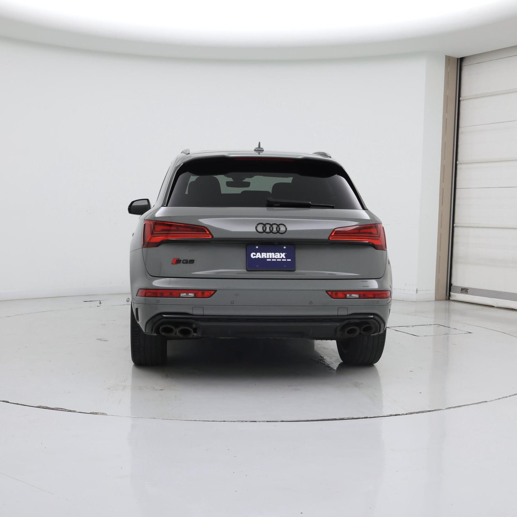 Thumbnail: 2022 Audi SQ5 - 6