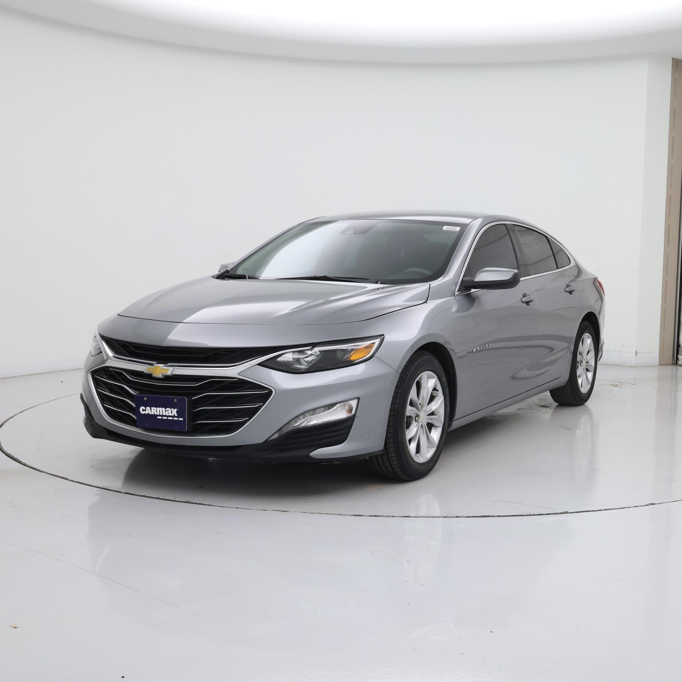 Thumbnail: 2023 Chevrolet Malibu - 4