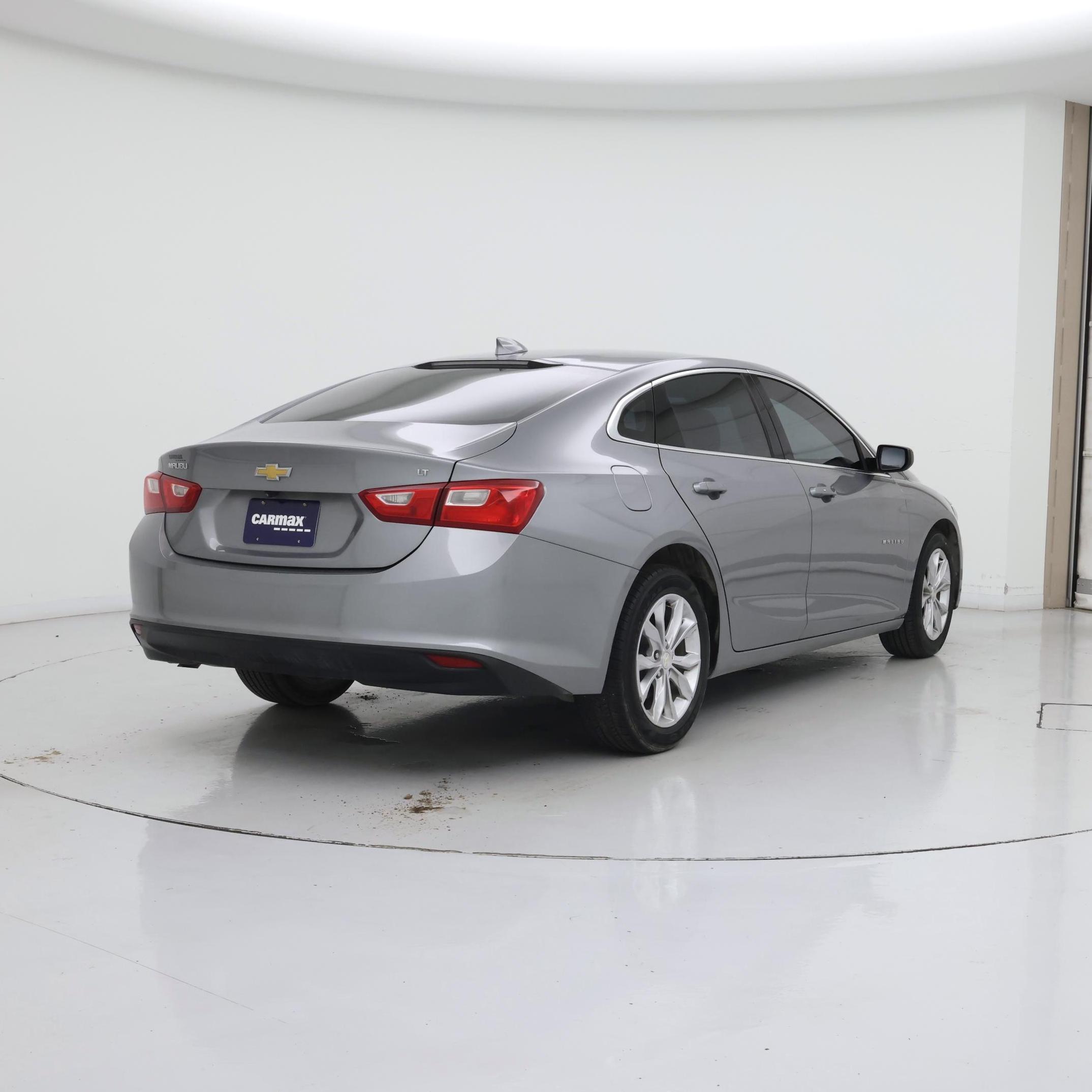 Thumbnail: 2023 Chevrolet Malibu - 8