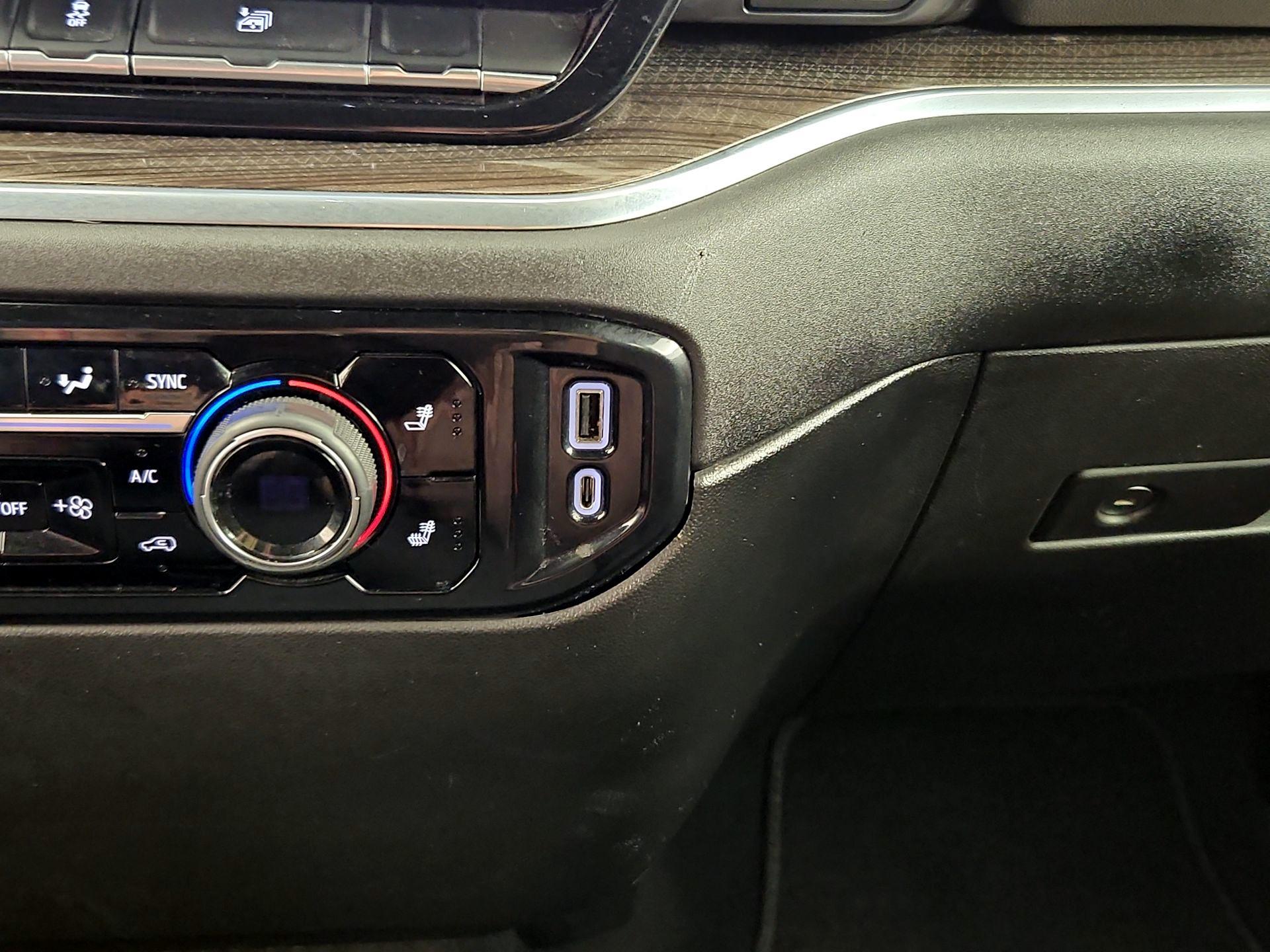 Thumbnail: 2022 Chevrolet Silverado 1500 - 18