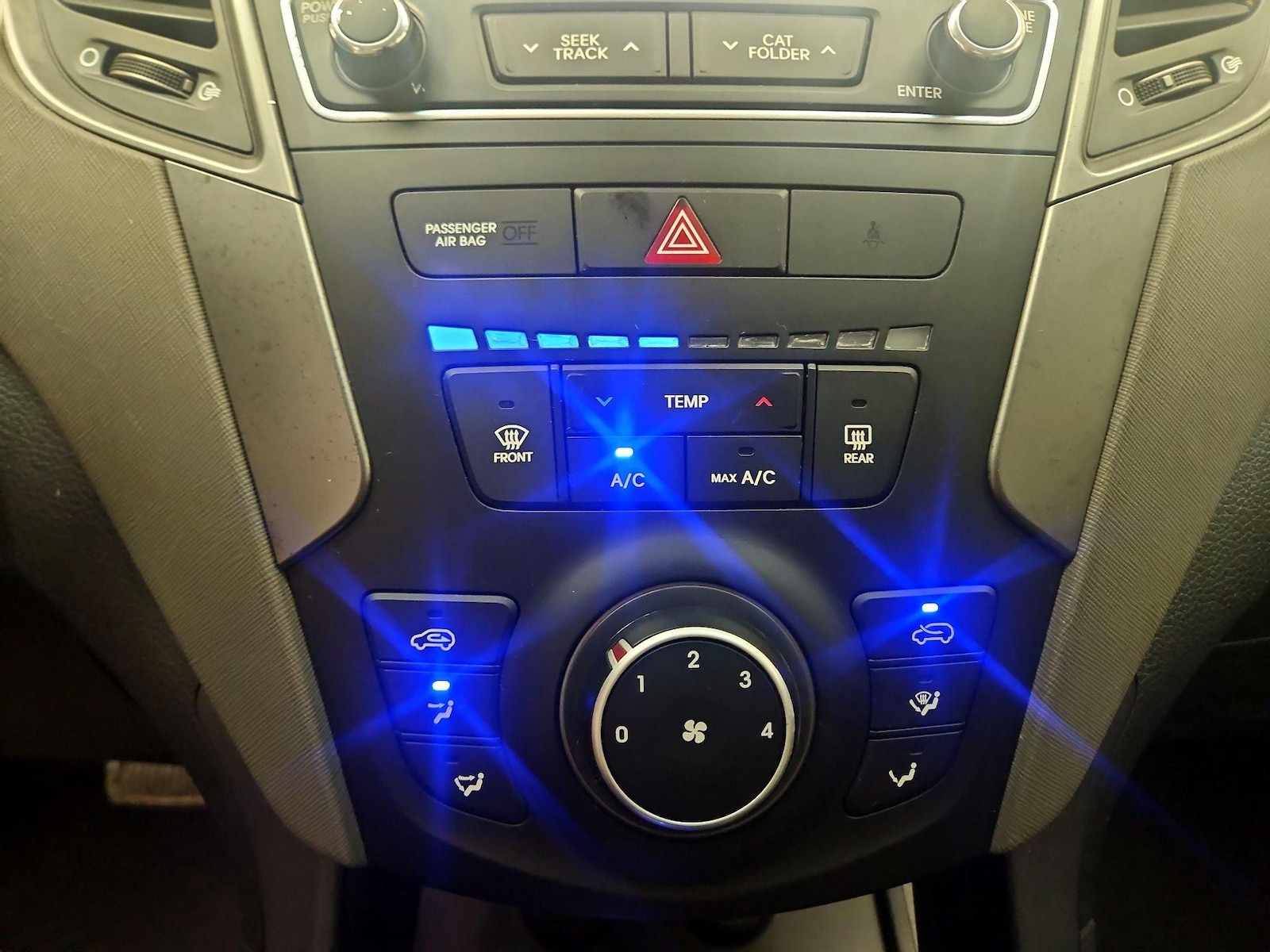 2017 Hyundai Santa Fe Sport - Photo 17