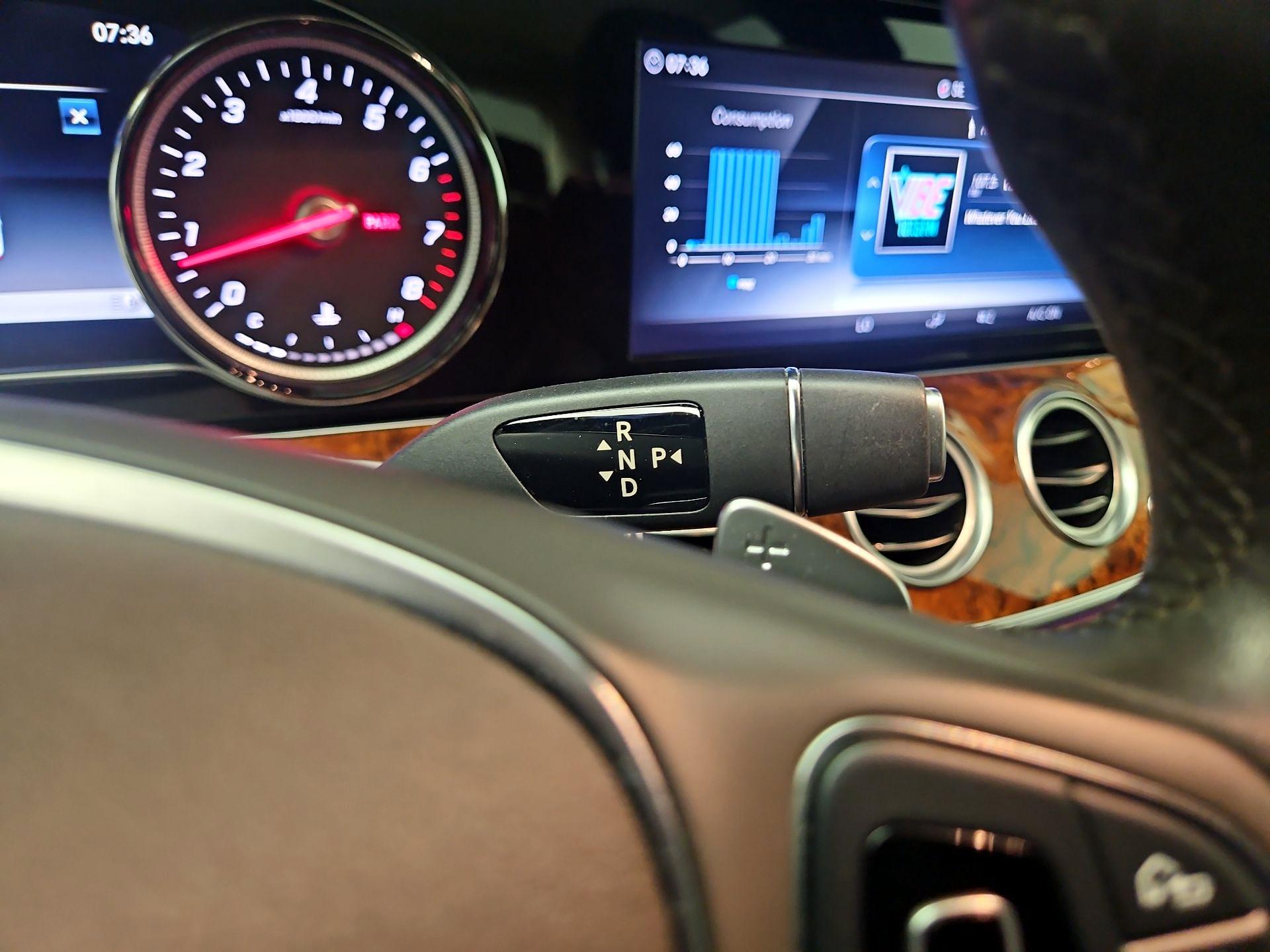 Thumbnail: 2018 Mercedes-Benz E-Class - 18