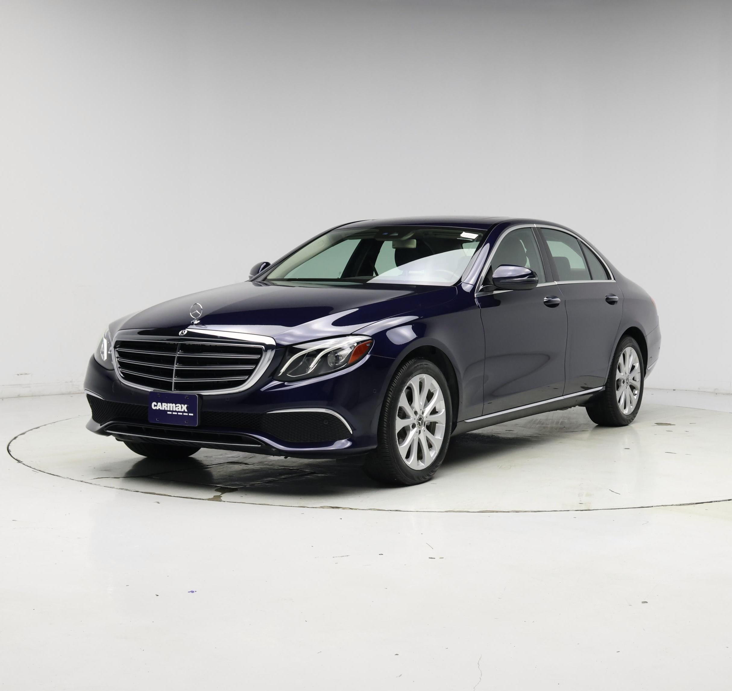Thumbnail: 2018 Mercedes-Benz E-Class - 4