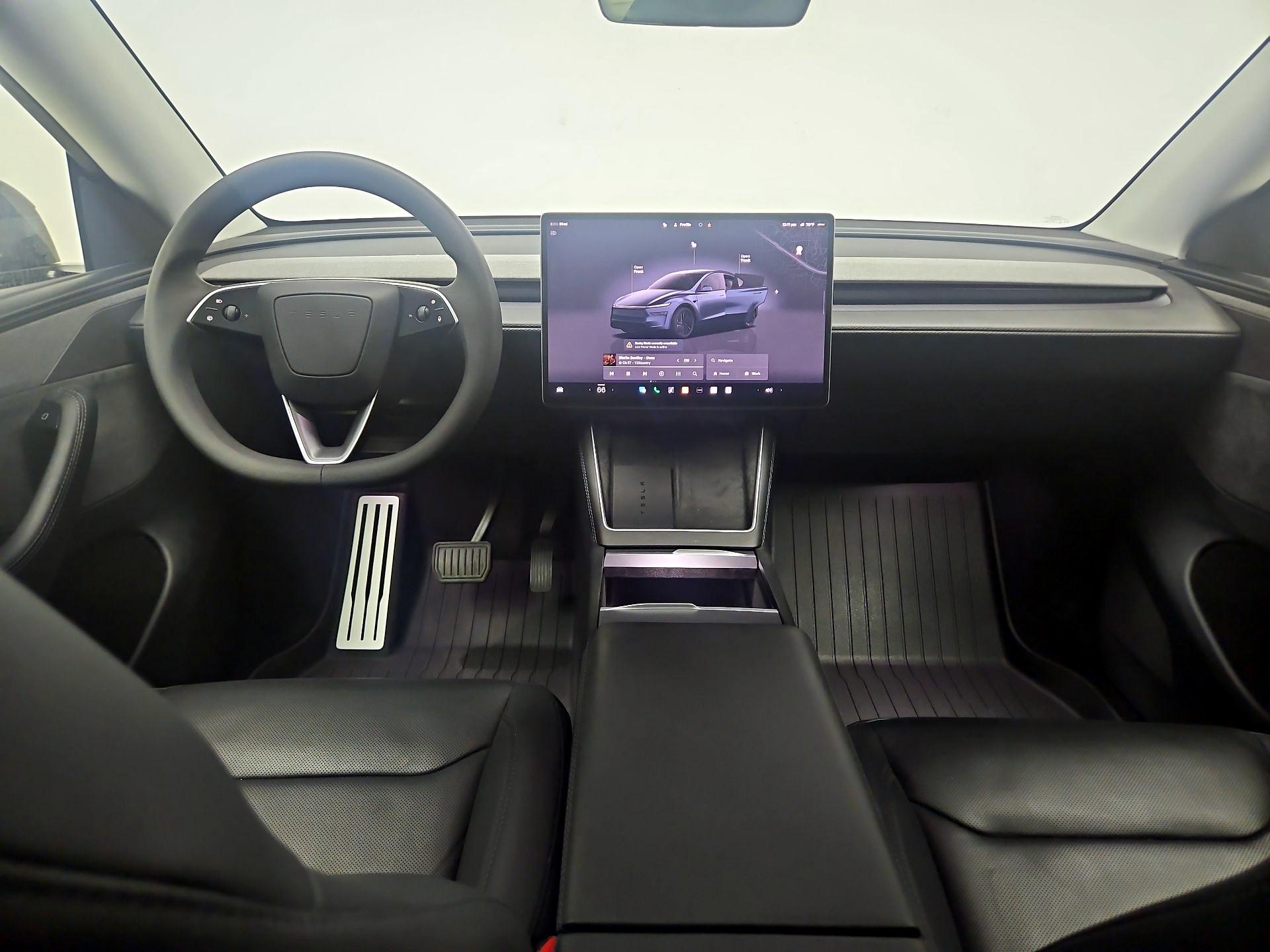 Thumbnail: 2026 Tesla Model Y - 9