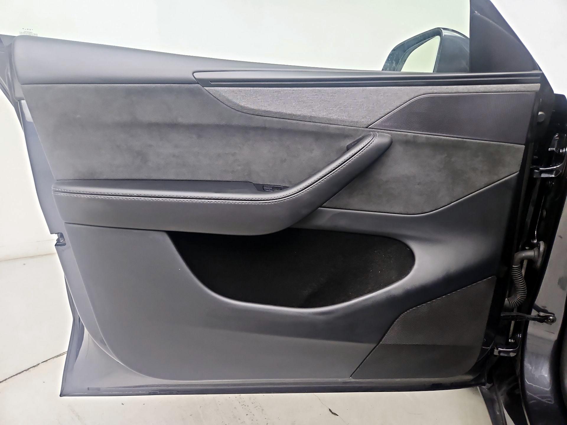 Thumbnail: 2026 Tesla Model Y - 12