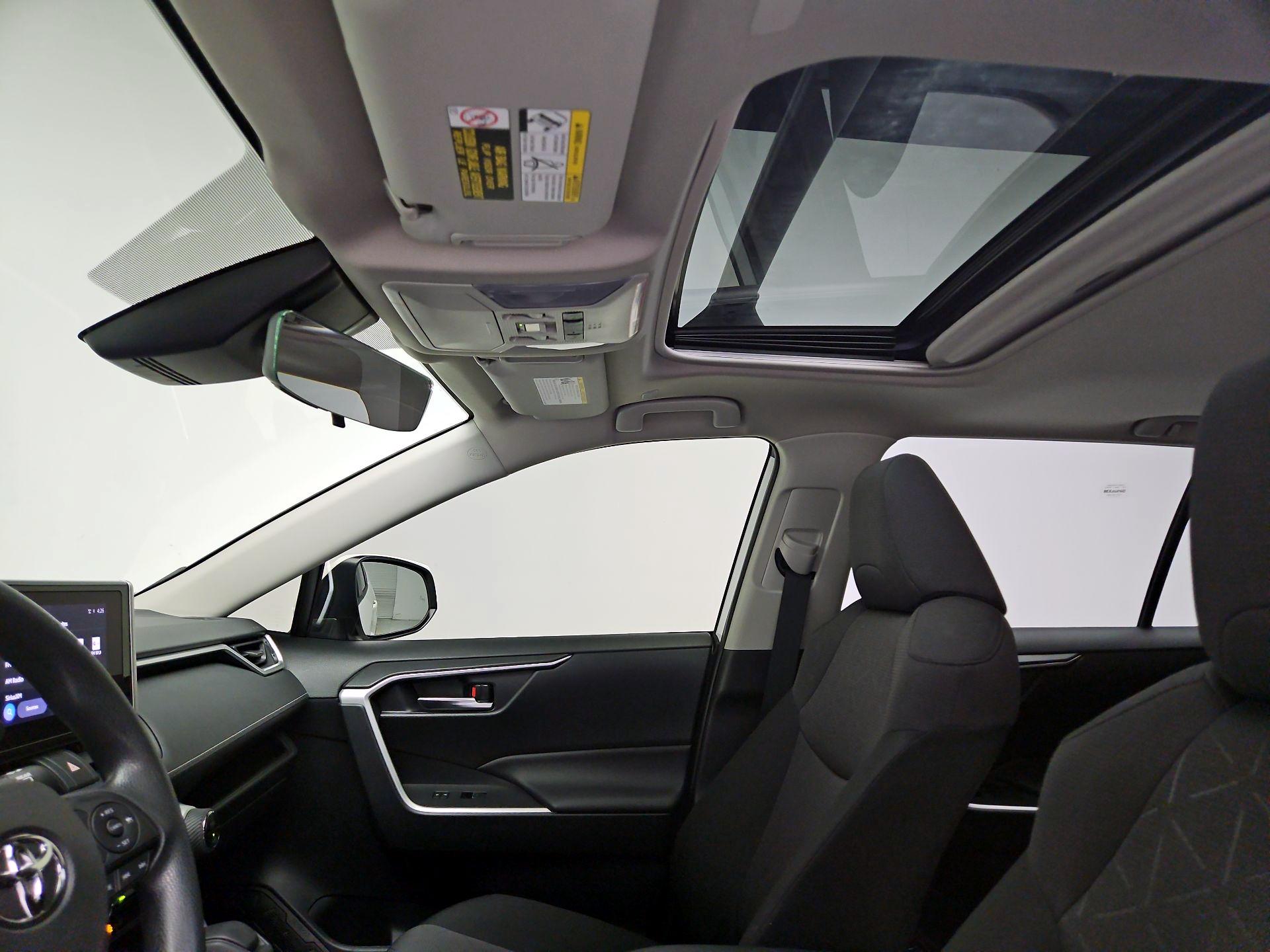 Thumbnail: 2024 Toyota RAV4 - 19