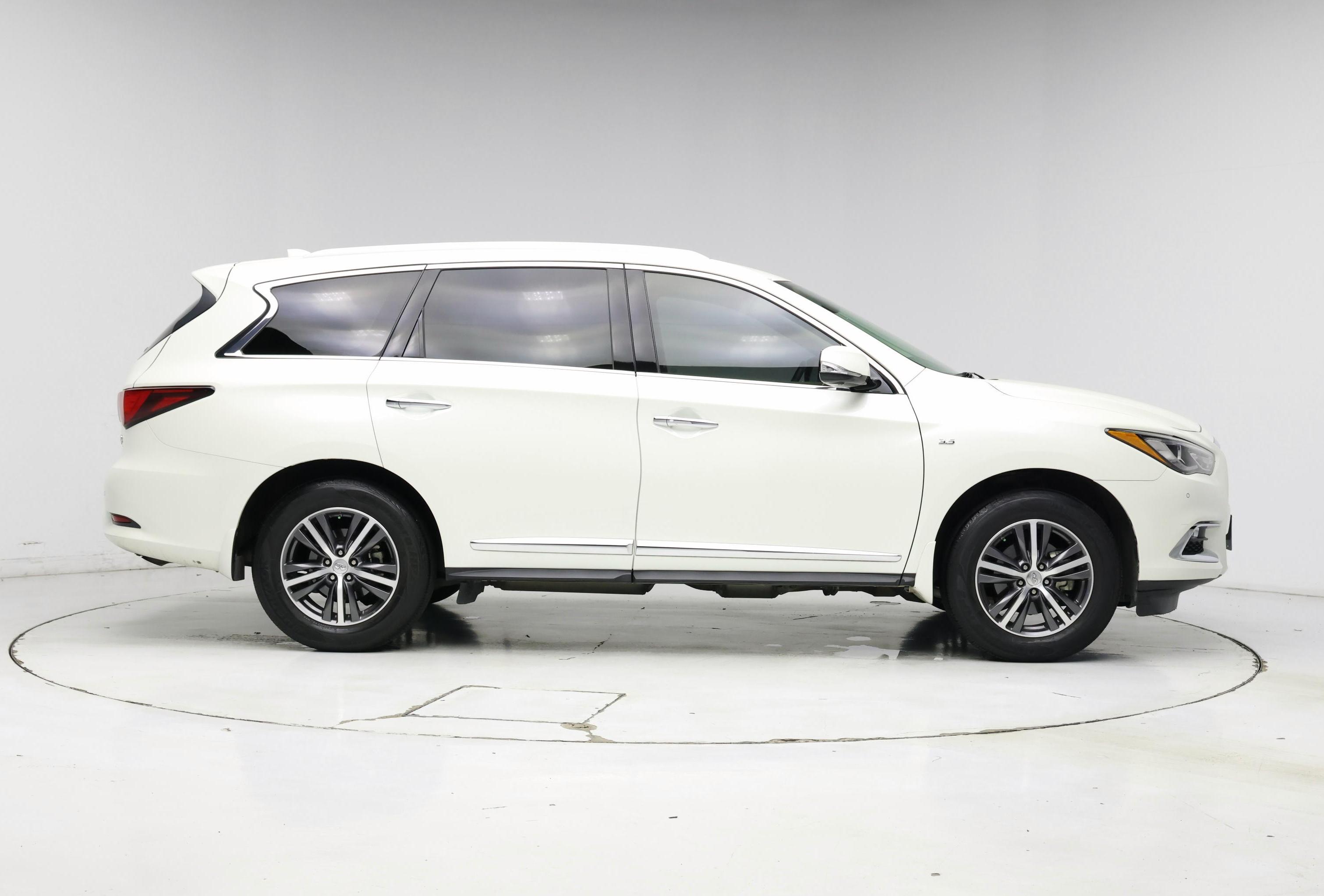 Thumbnail: 2017 INFINITI QX60 - 7