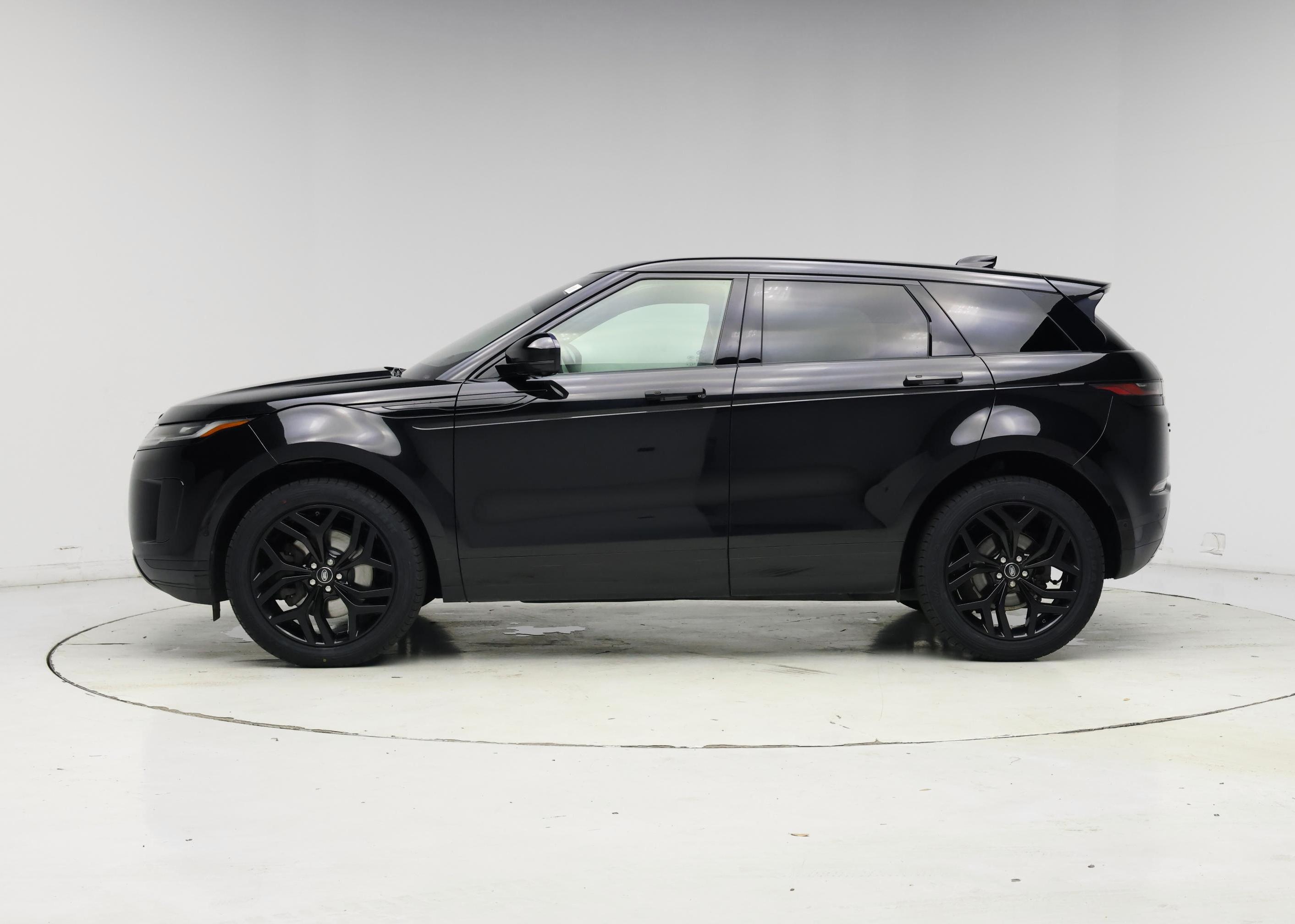 Thumbnail: 2020 Land Rover Range Rover Evoque - 3