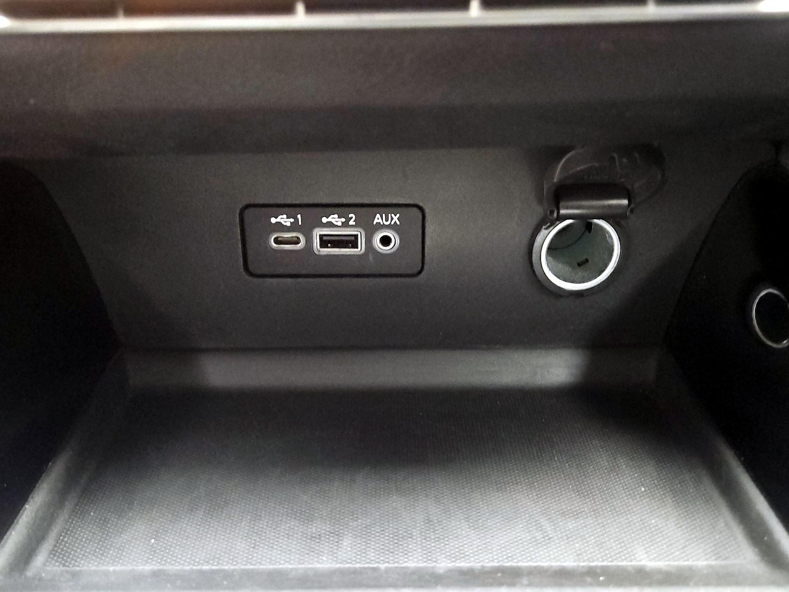 2021 Nissan Altima SV - Photo 19