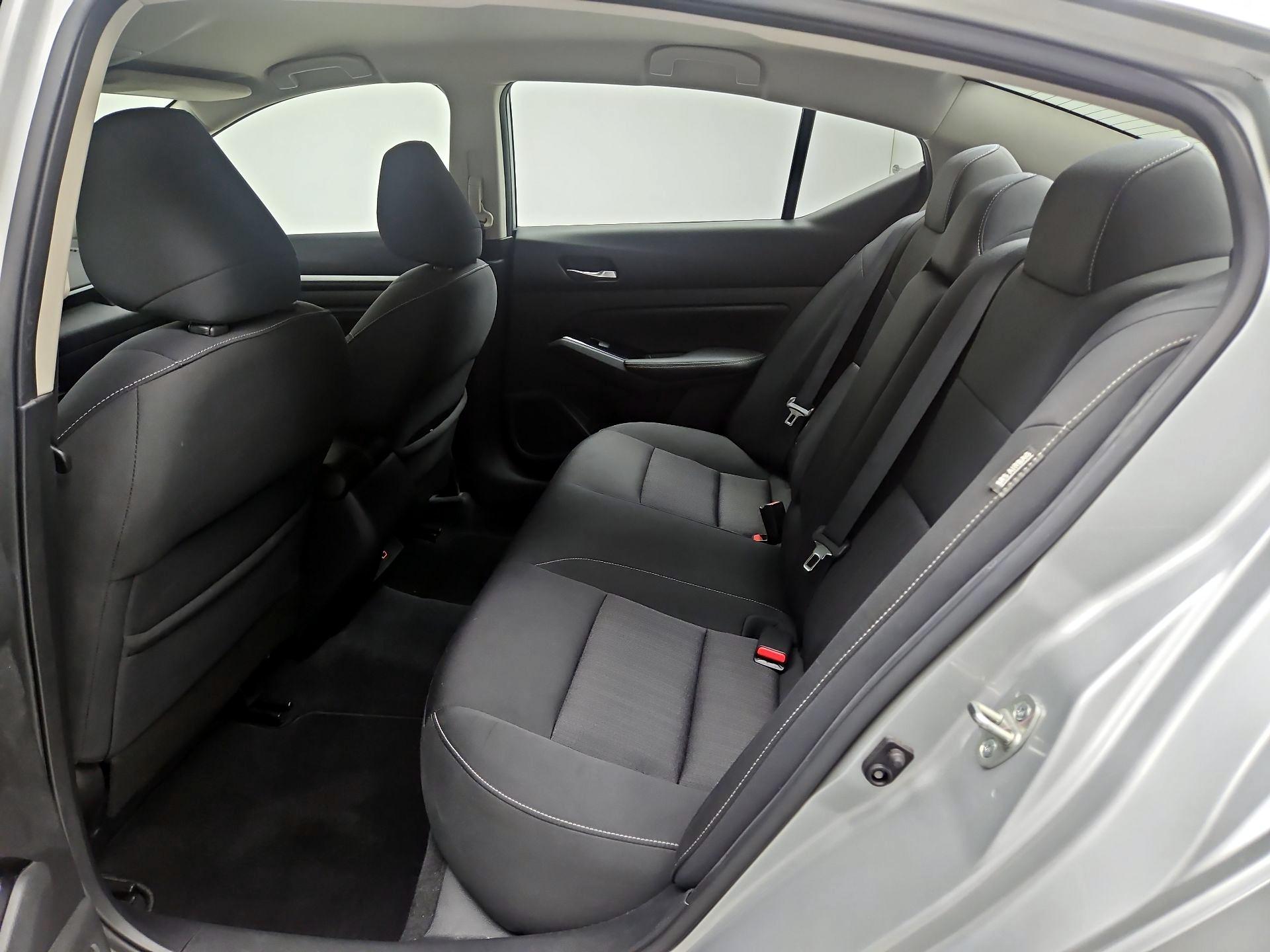 Thumbnail: 2021 Nissan Altima - 19
