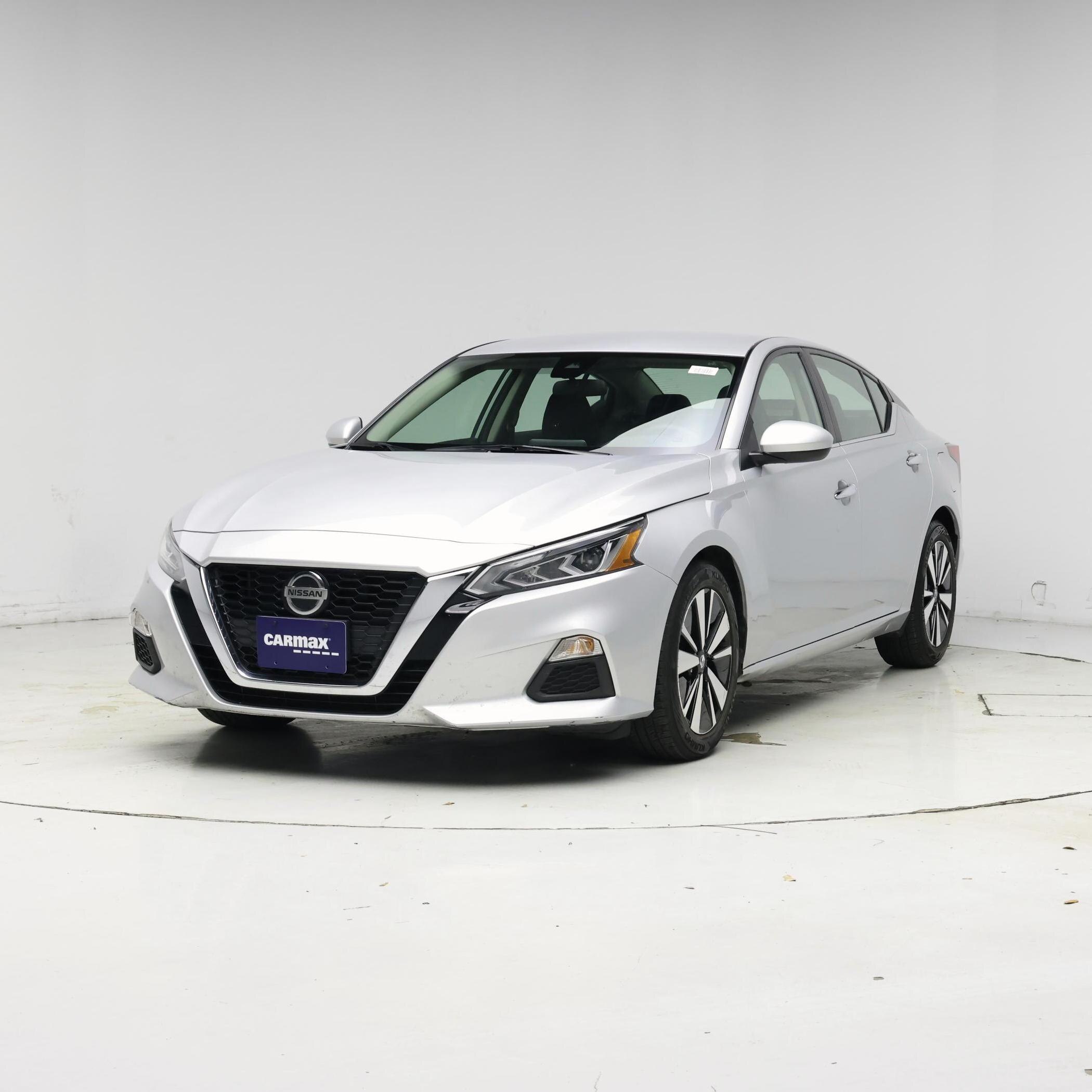 Thumbnail: 2021 Nissan Altima - 4