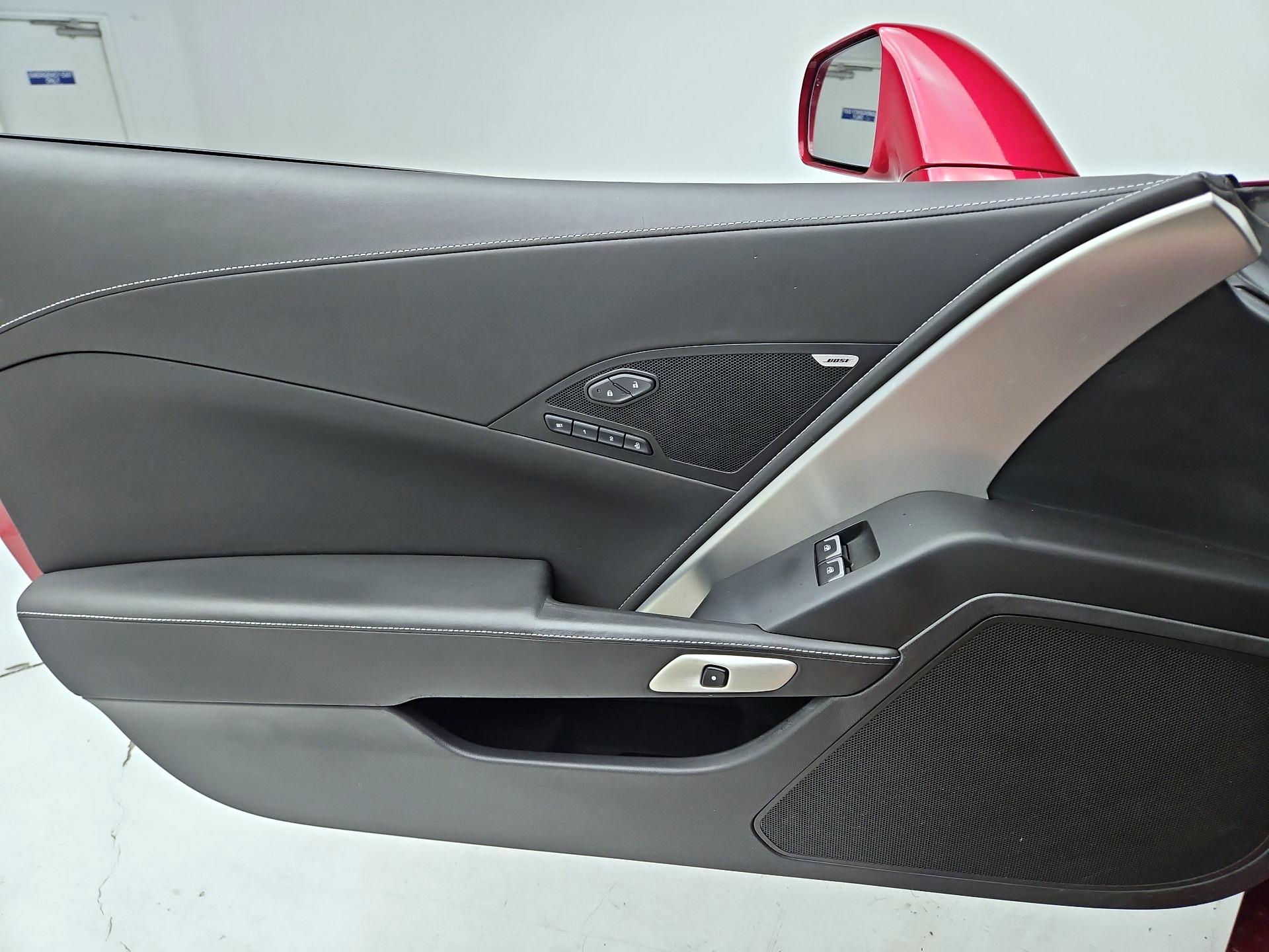 Thumbnail: 2015 Chevrolet Corvette - 12