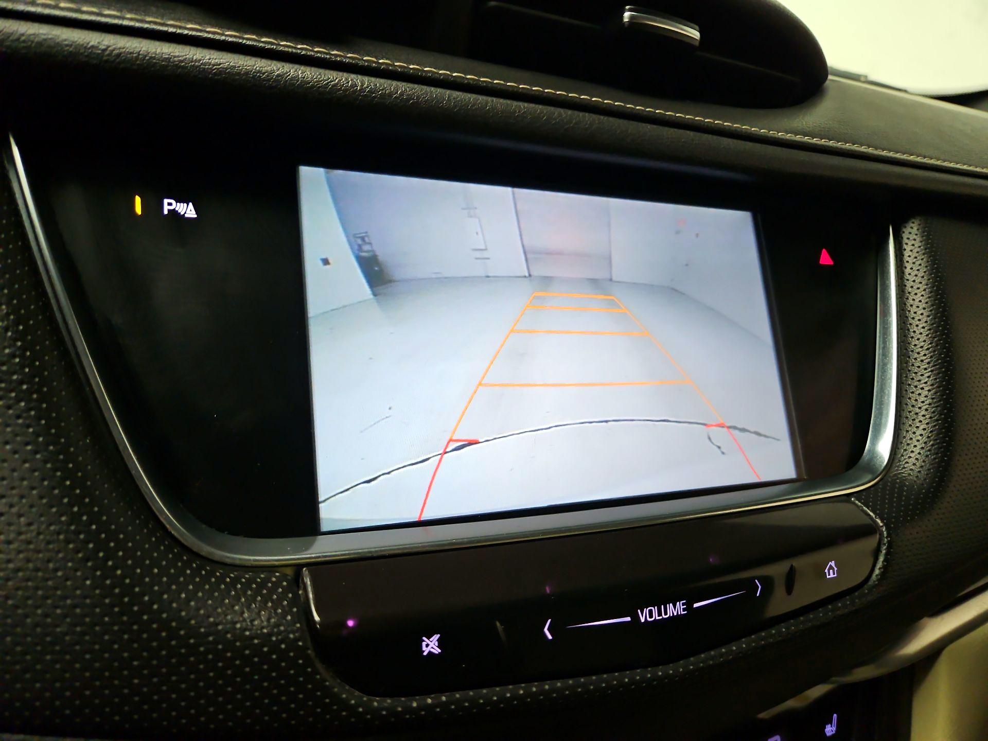 Thumbnail: 2017 Cadillac XT5 - 14