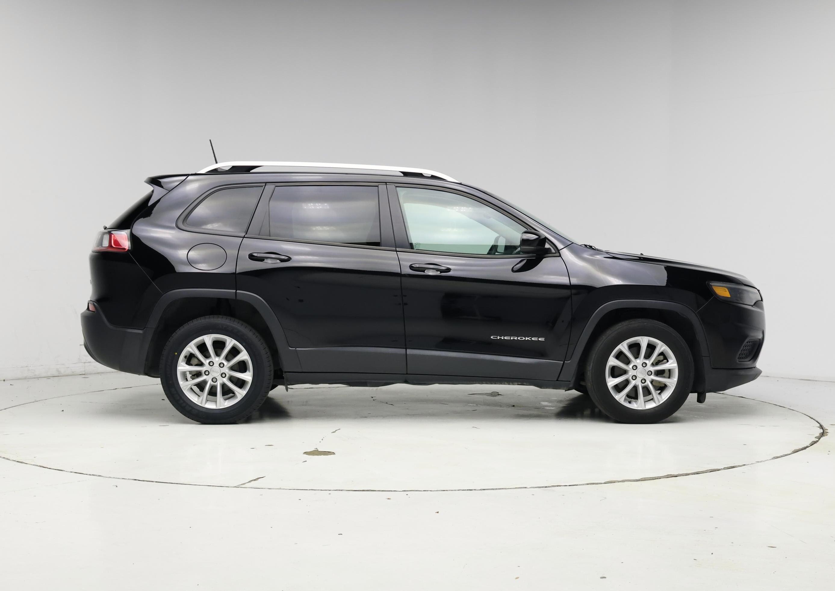 Thumbnail: 2021 Jeep Cherokee - 7
