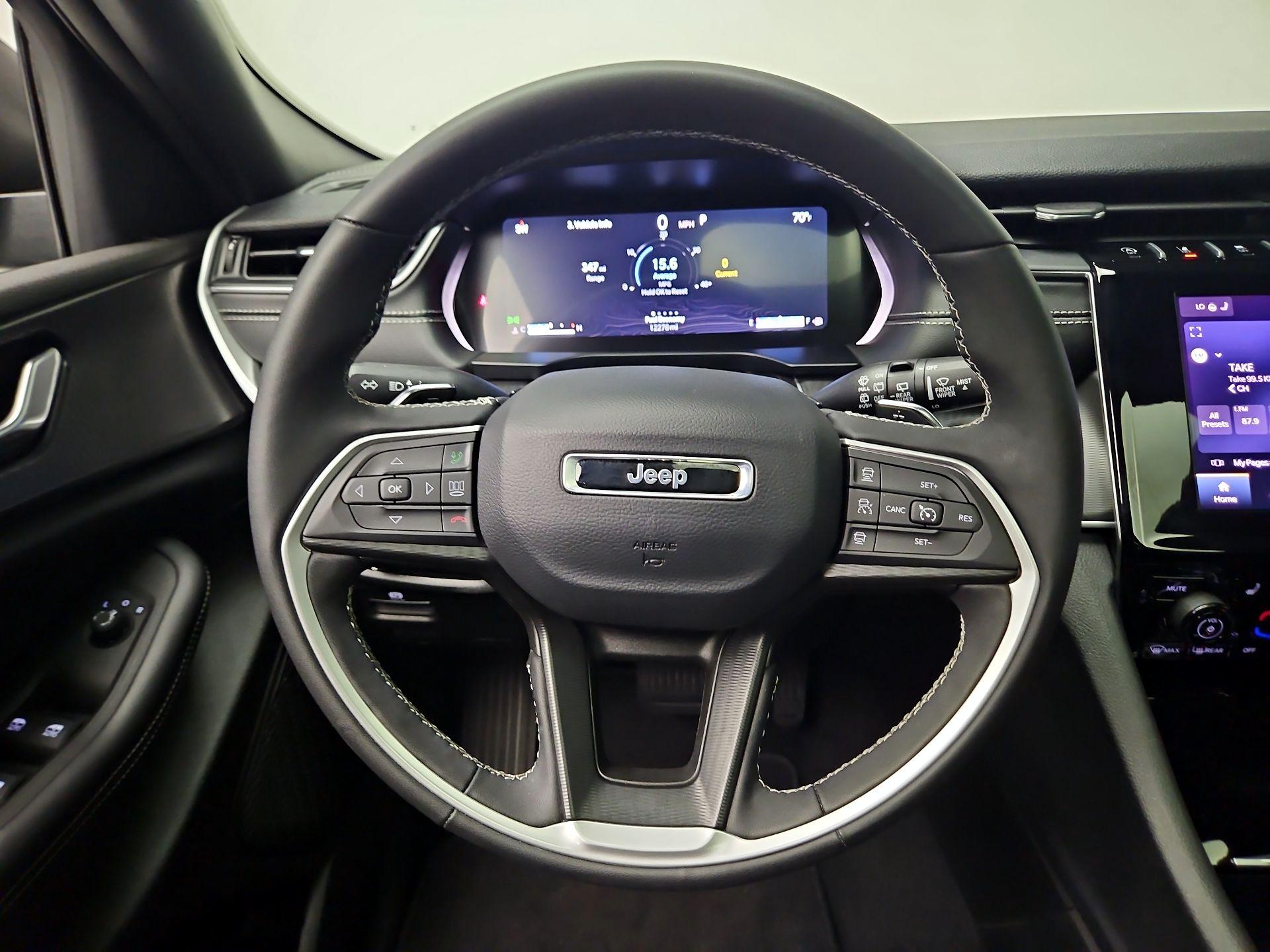 Thumbnail: 2025 Jeep Grand Cherokee - 10