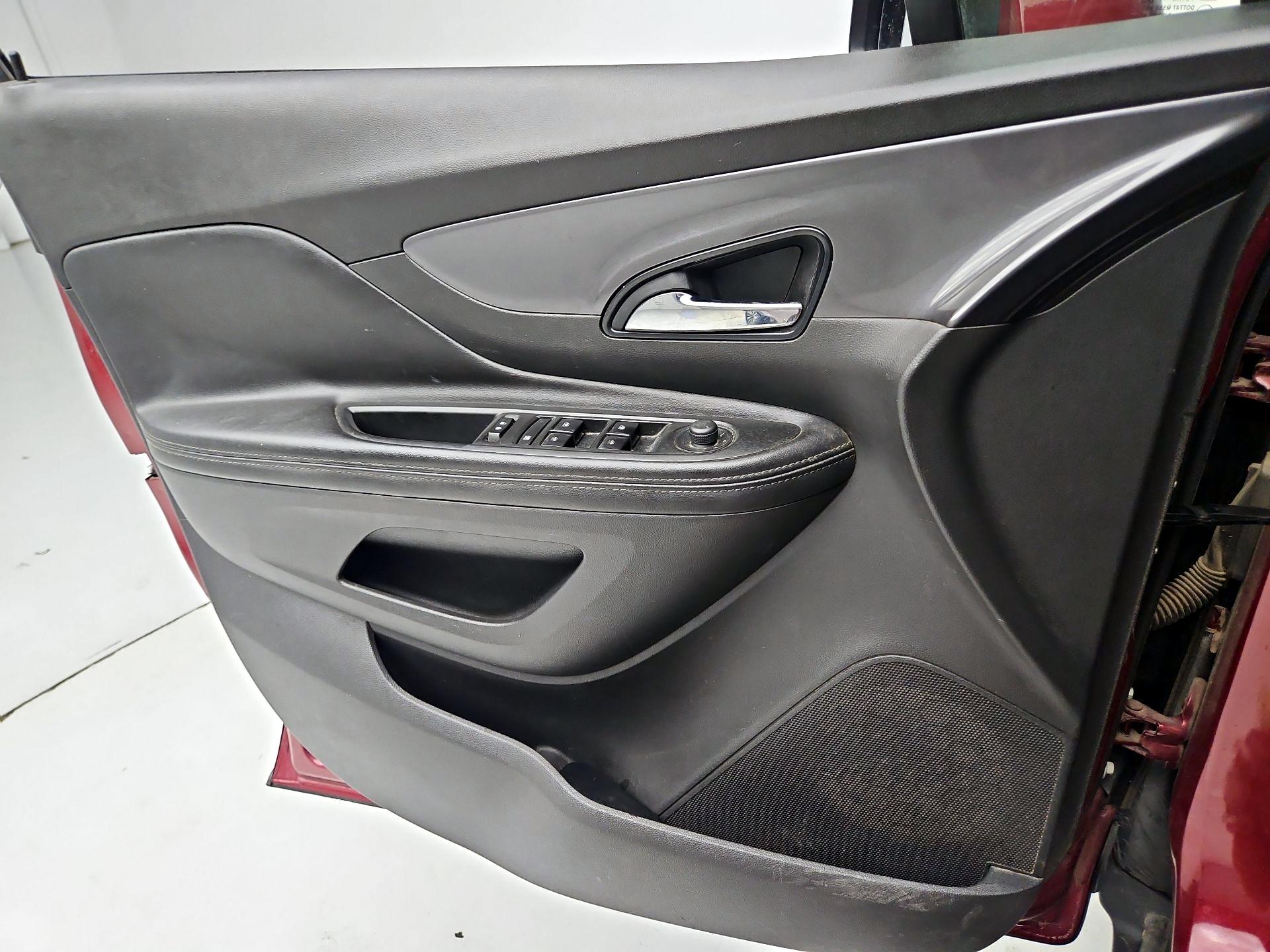 Thumbnail: 2021 Buick Encore - 12