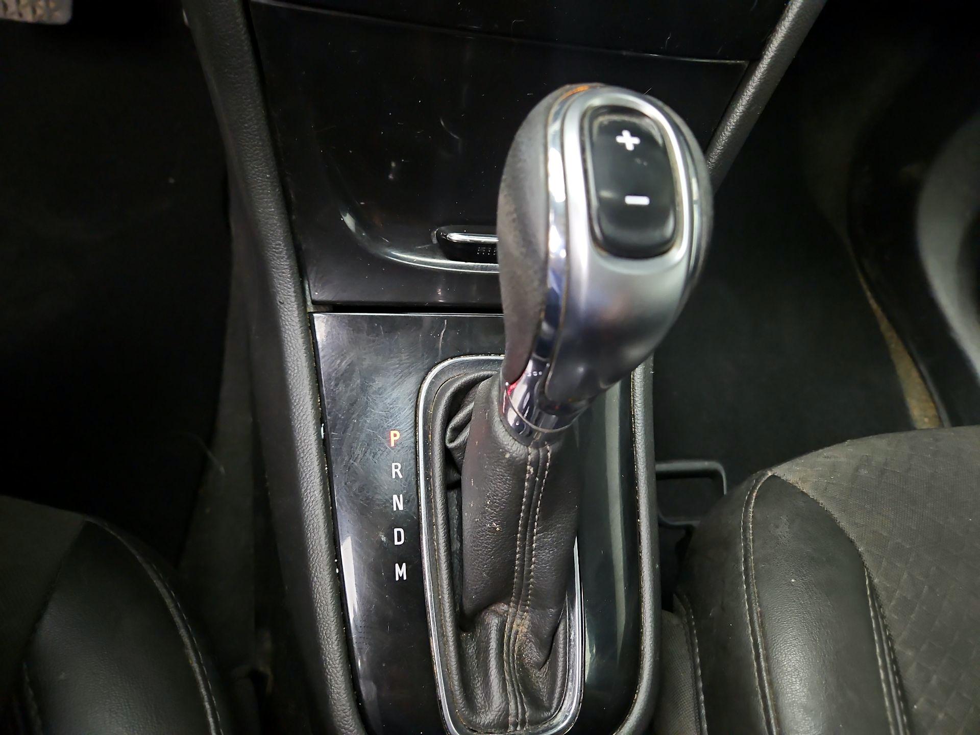 Thumbnail: 2021 Buick Encore - 17