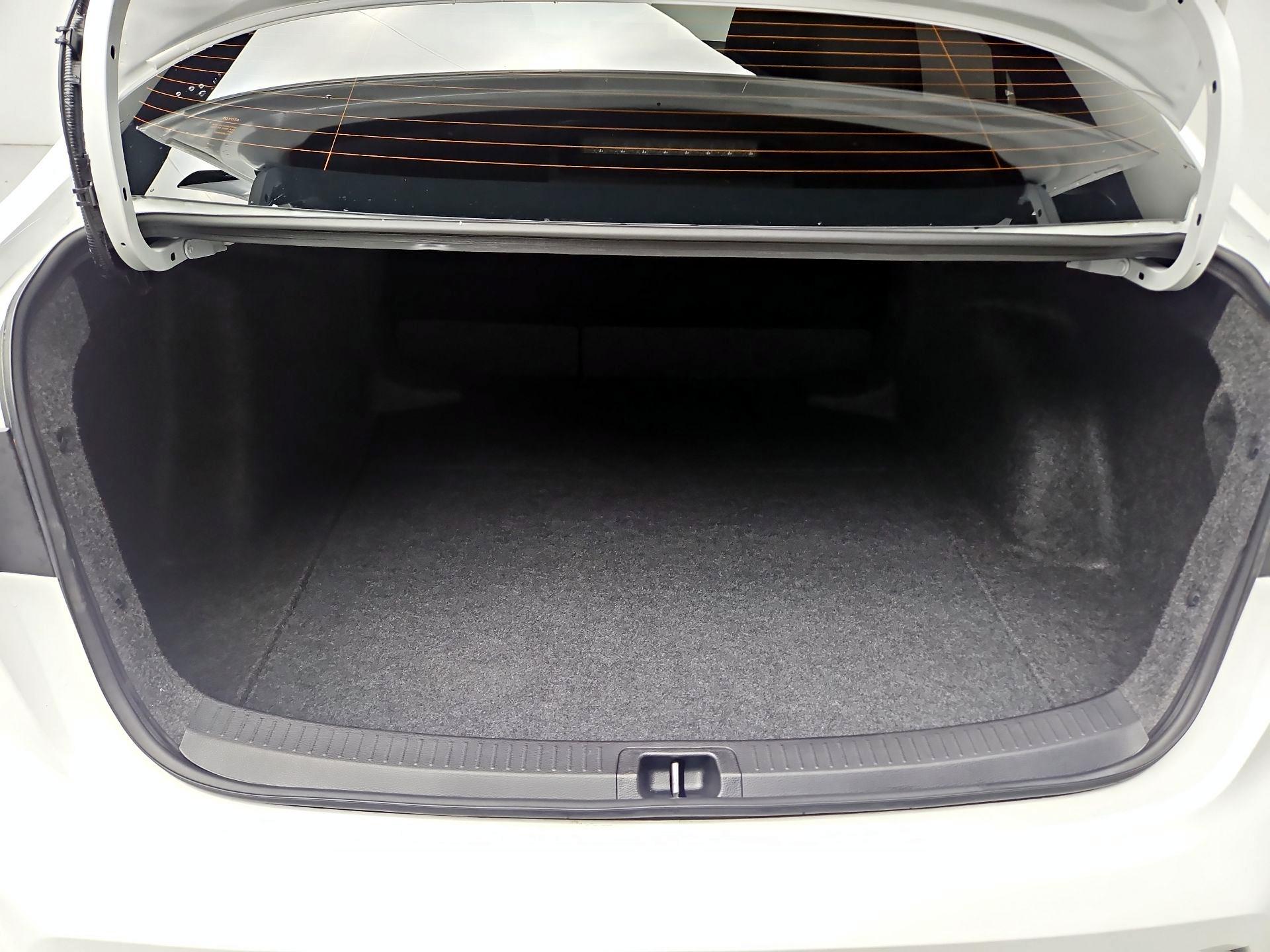 Thumbnail: 2025 Toyota Corolla - 20